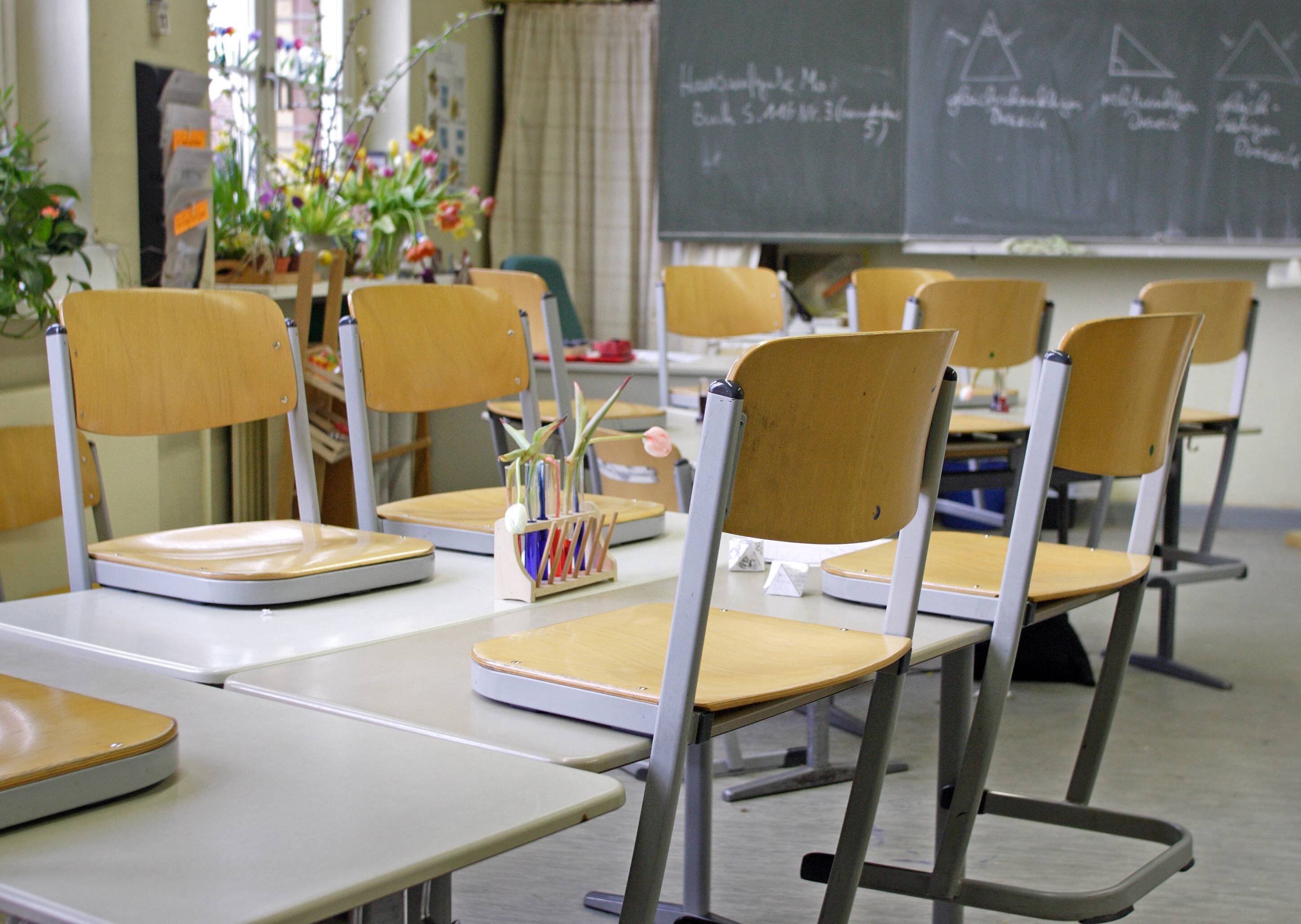 Unterrichtsausfall an der Eduard-Mörike-Grundschule in Berlin-Neukölln: Eltern rufen zur Demo auf