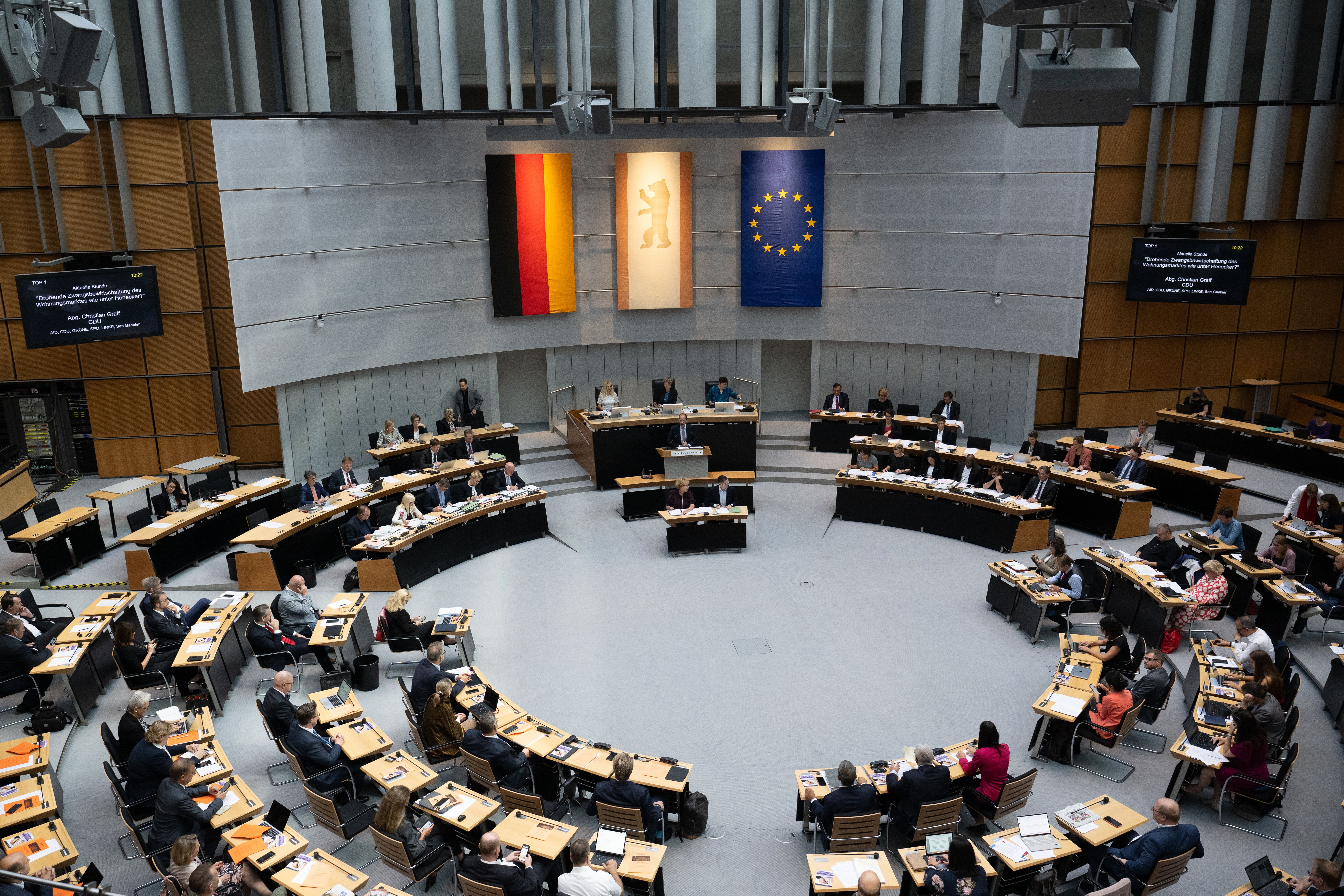 Wahlalter 16, Haushalt, Polizeigesetz, RBB-Vertrag, Bauordnung: Darüber stimmt das Berliner Abgeordnetenhaus heute ab