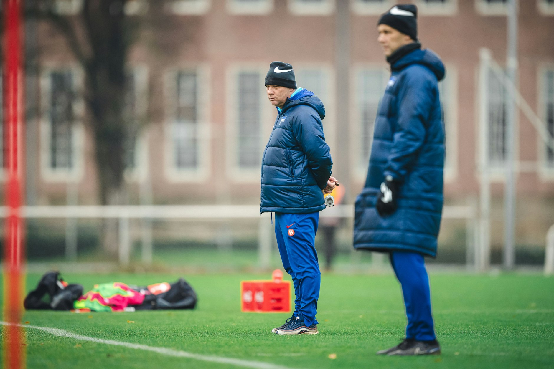 Ließ diese Woche vor dem Spiel gegen den VfL Osnabrück intensiv trainieren: Hertha-Trainer Pal Dardai (47).