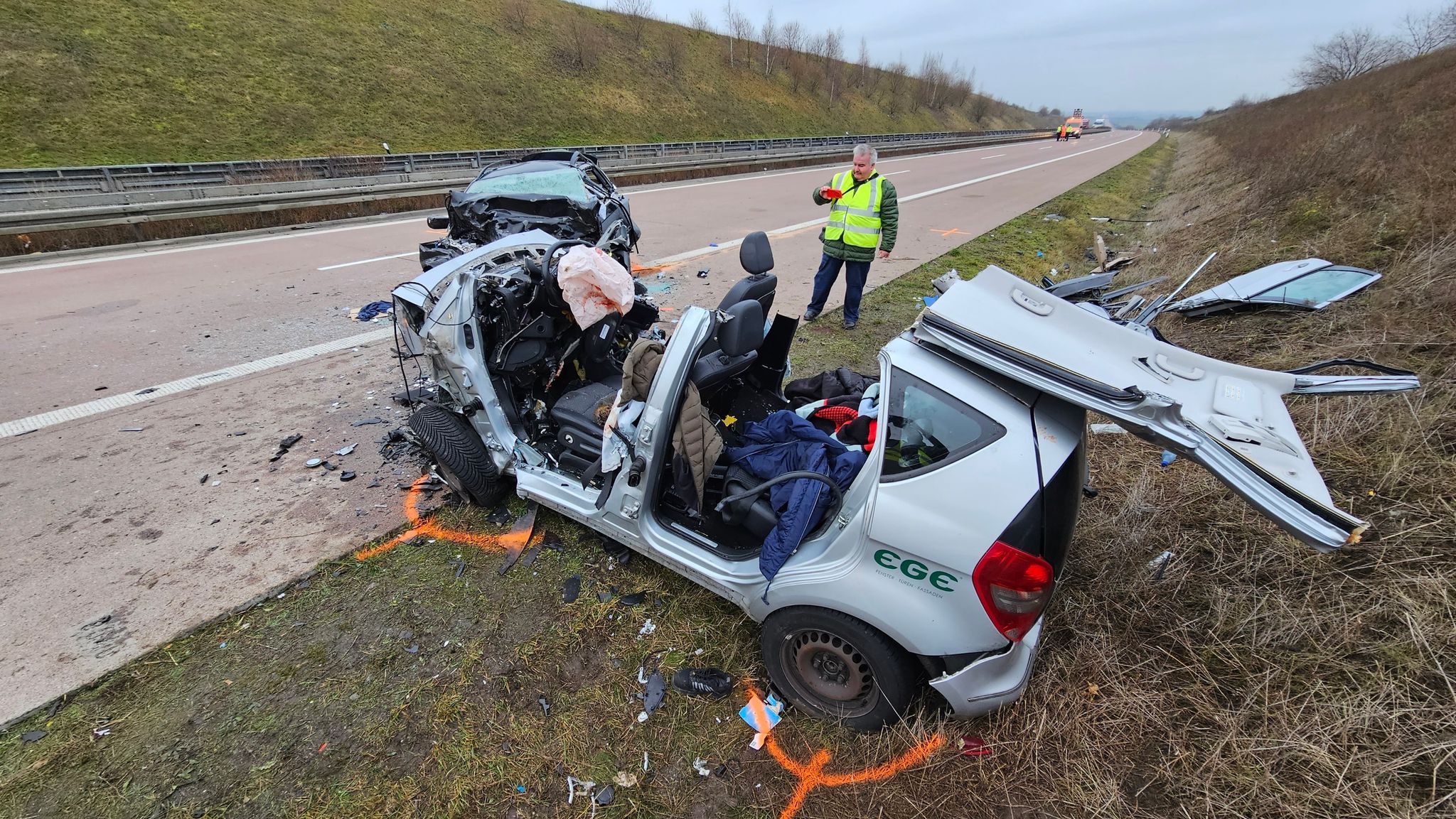Image - Horror-Crash: Falschfahrer auf der Autobahn 38 +++ Drei Menschen tot