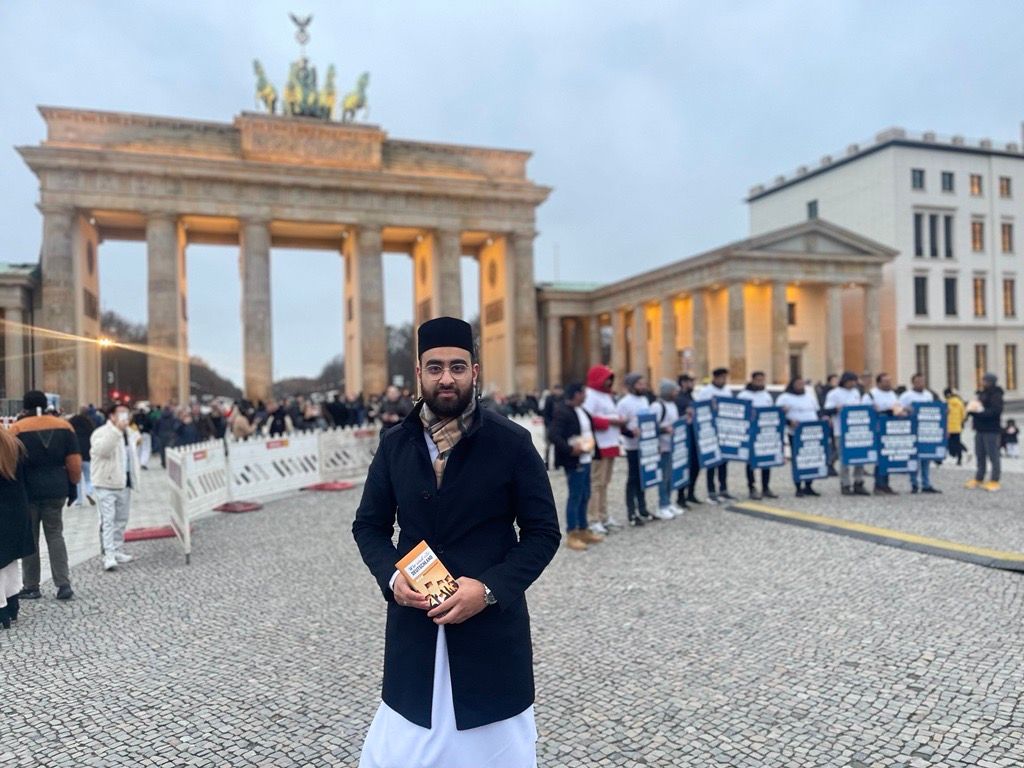 Imam der Ahmadiyya-Gemeinde in Berlin: „Ich denke, rede und träume Deutsch“