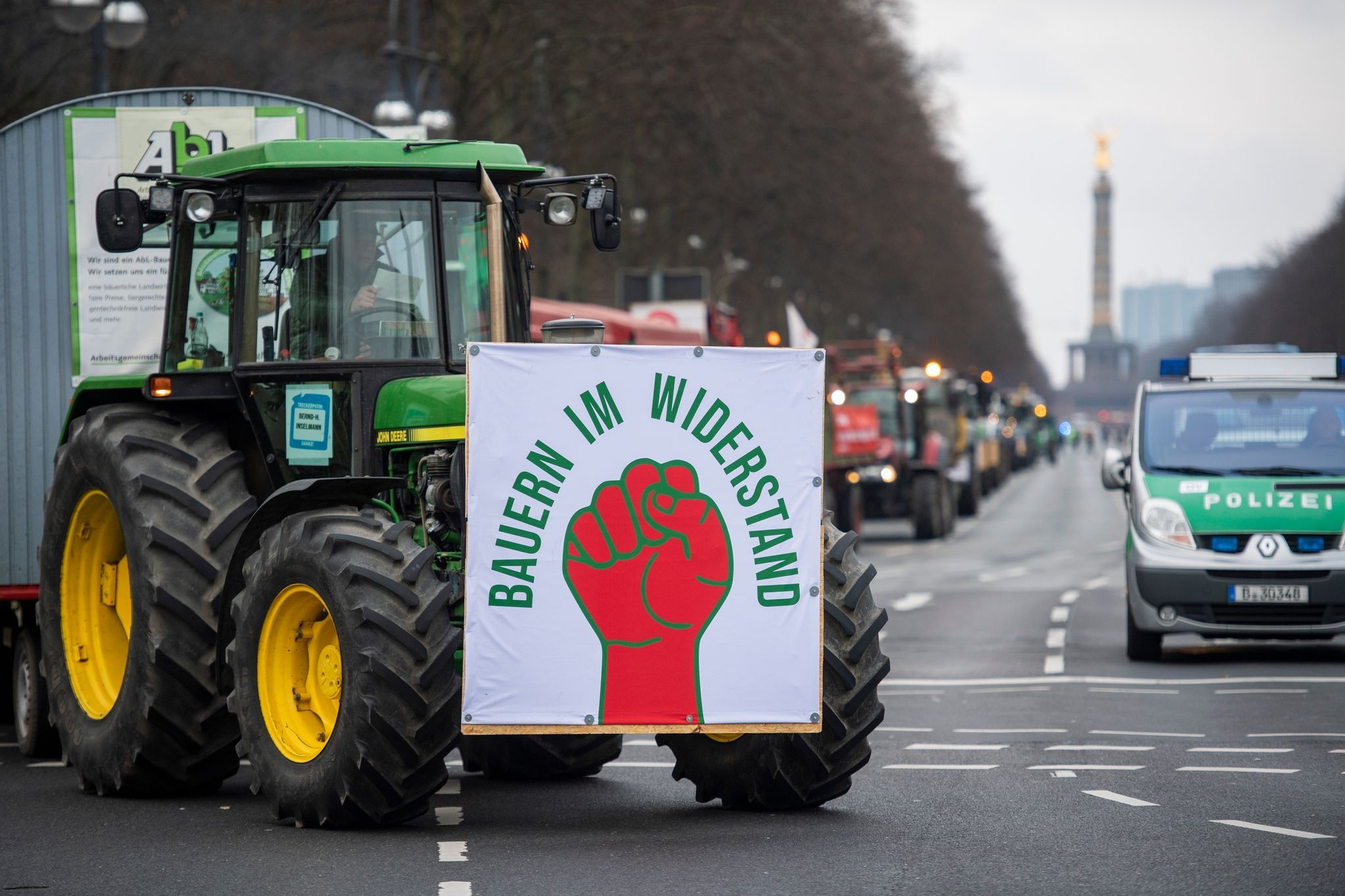 Berlin: Tausende Bauern Planen Große Traktor-Demo Gegen Ampel-Politik ...