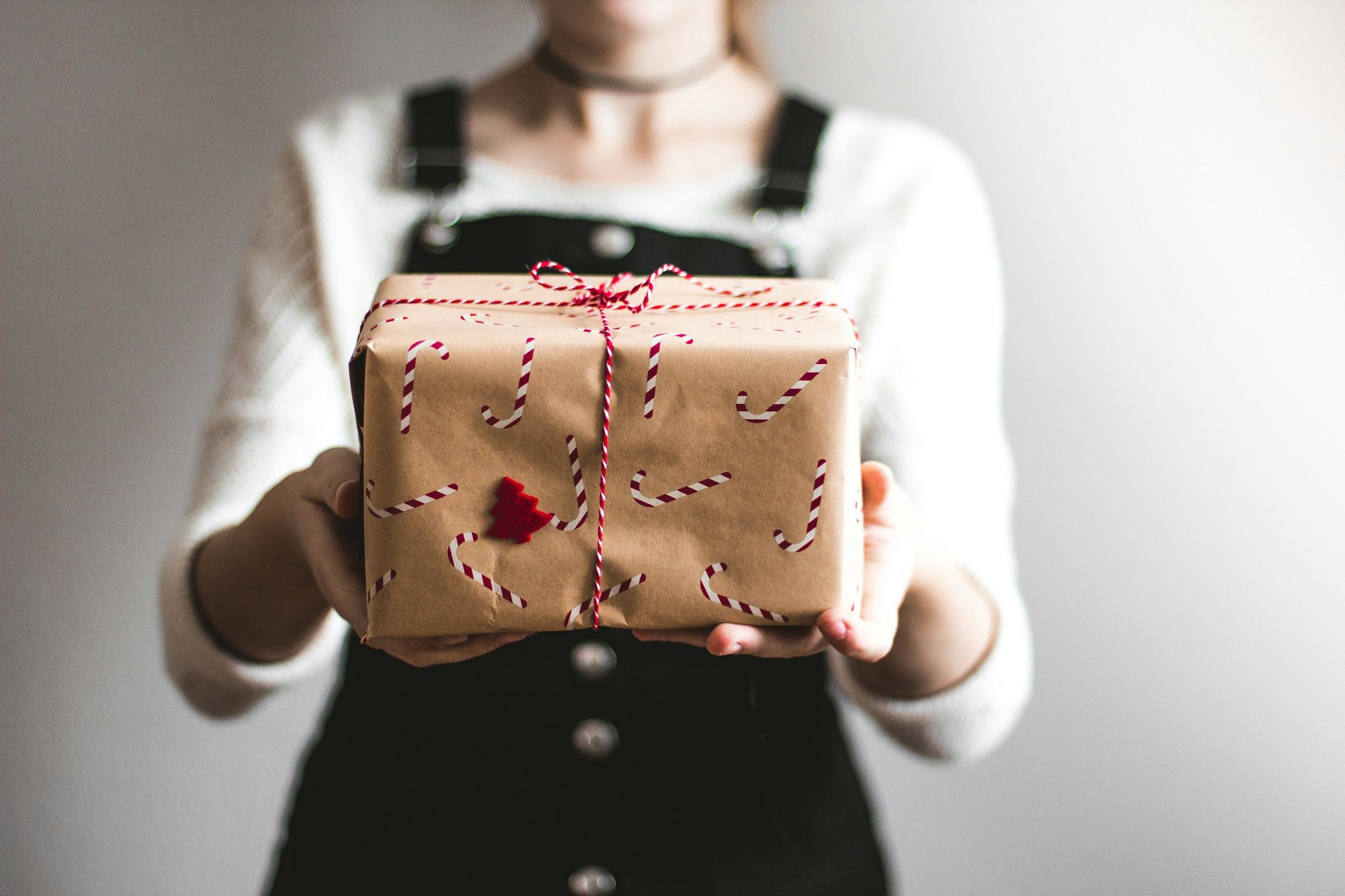 Wer anderen zu Weihnachten eine Freude machen will, der muss jetzt schnell sein.