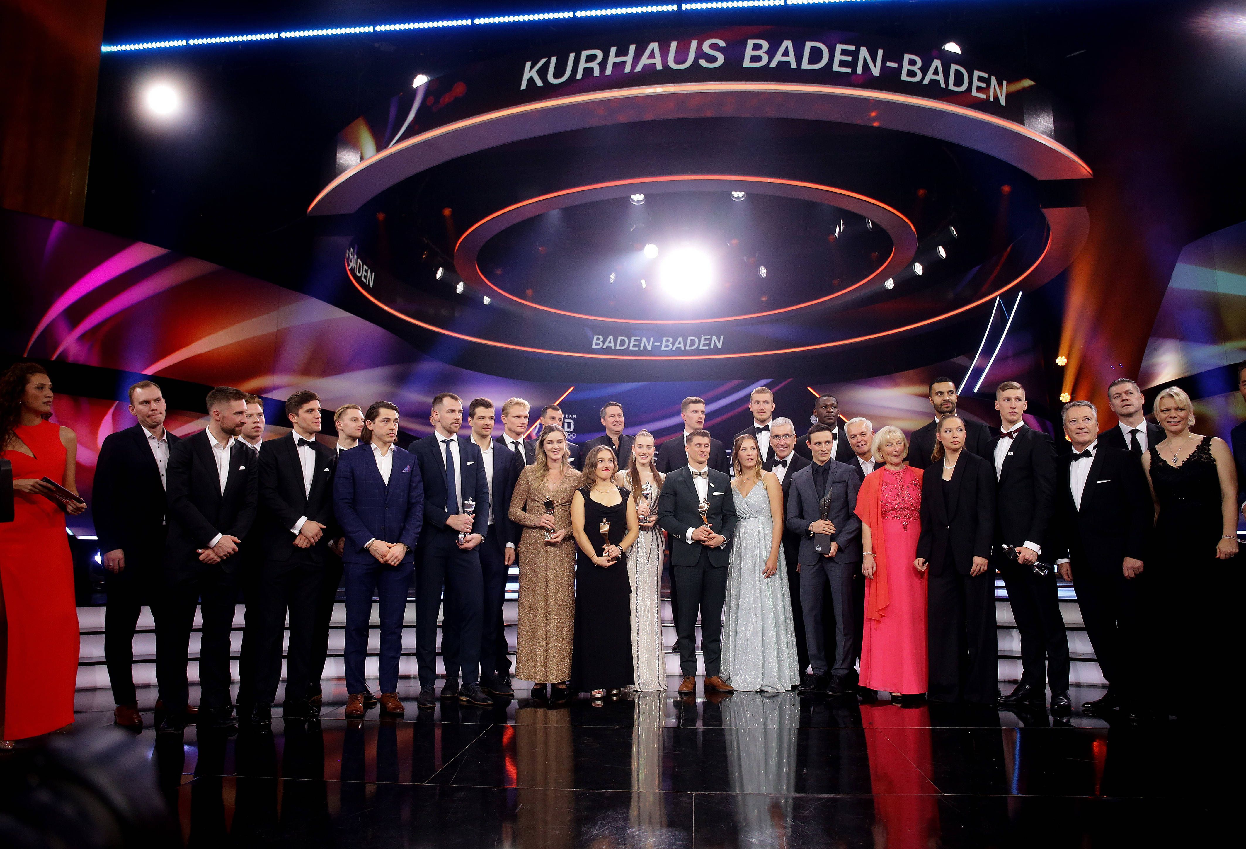 Image - Eisbären im Dauerstress, trotzdem gibt’s noch eine Extra-Reise