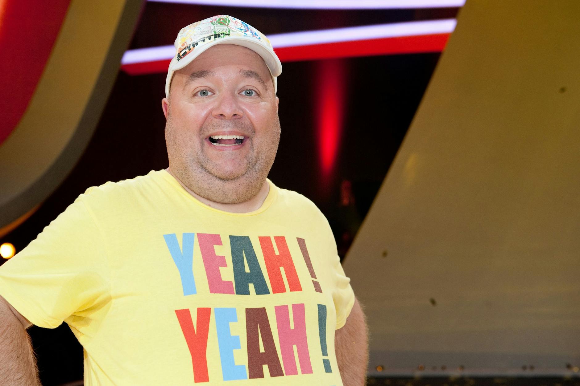 Der Moderator und Entertainer Dirk Bach bei der Jubiläumssendung von „1, 2 oder 3“.