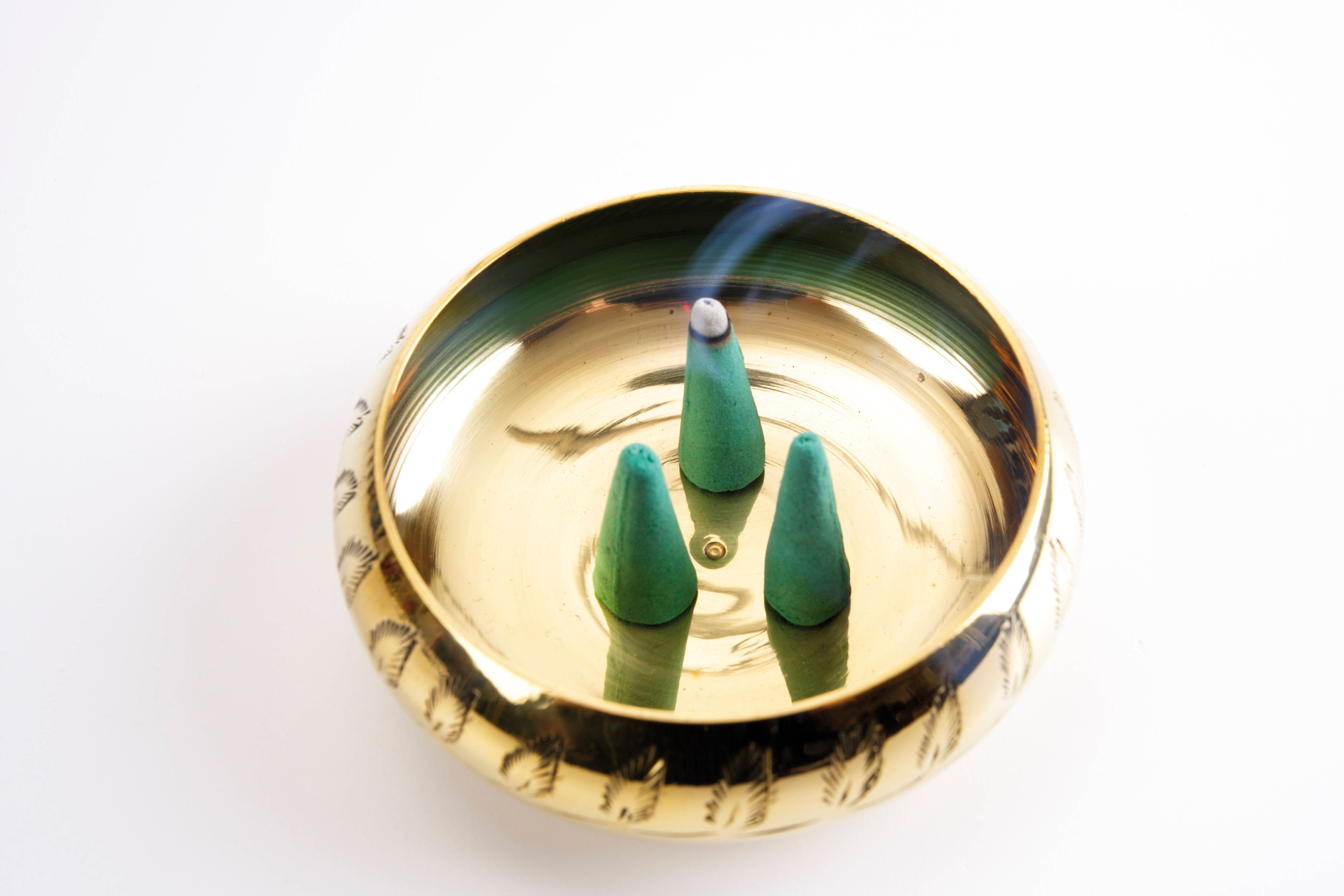 Wie aus dem Erzgebirge: Räucherkerzen einfach selber machen – so geht‘s!