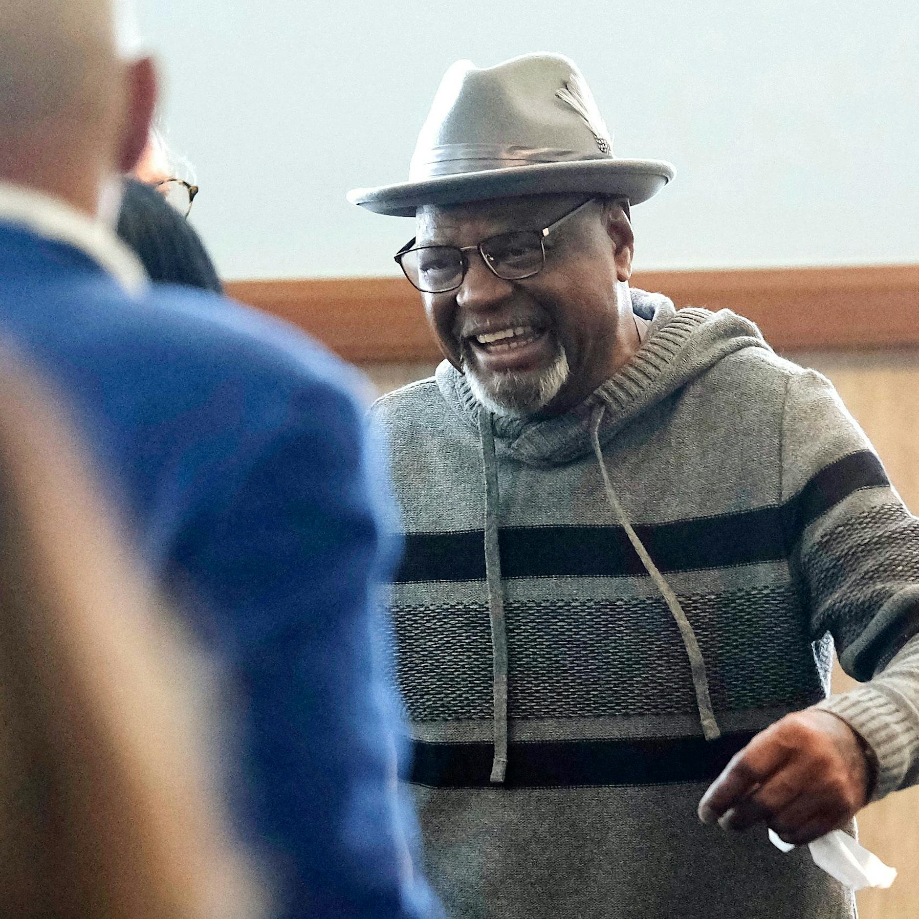 48 Jahre unschuldig im Gefängnis – Krebsdiagnose in Freiheit