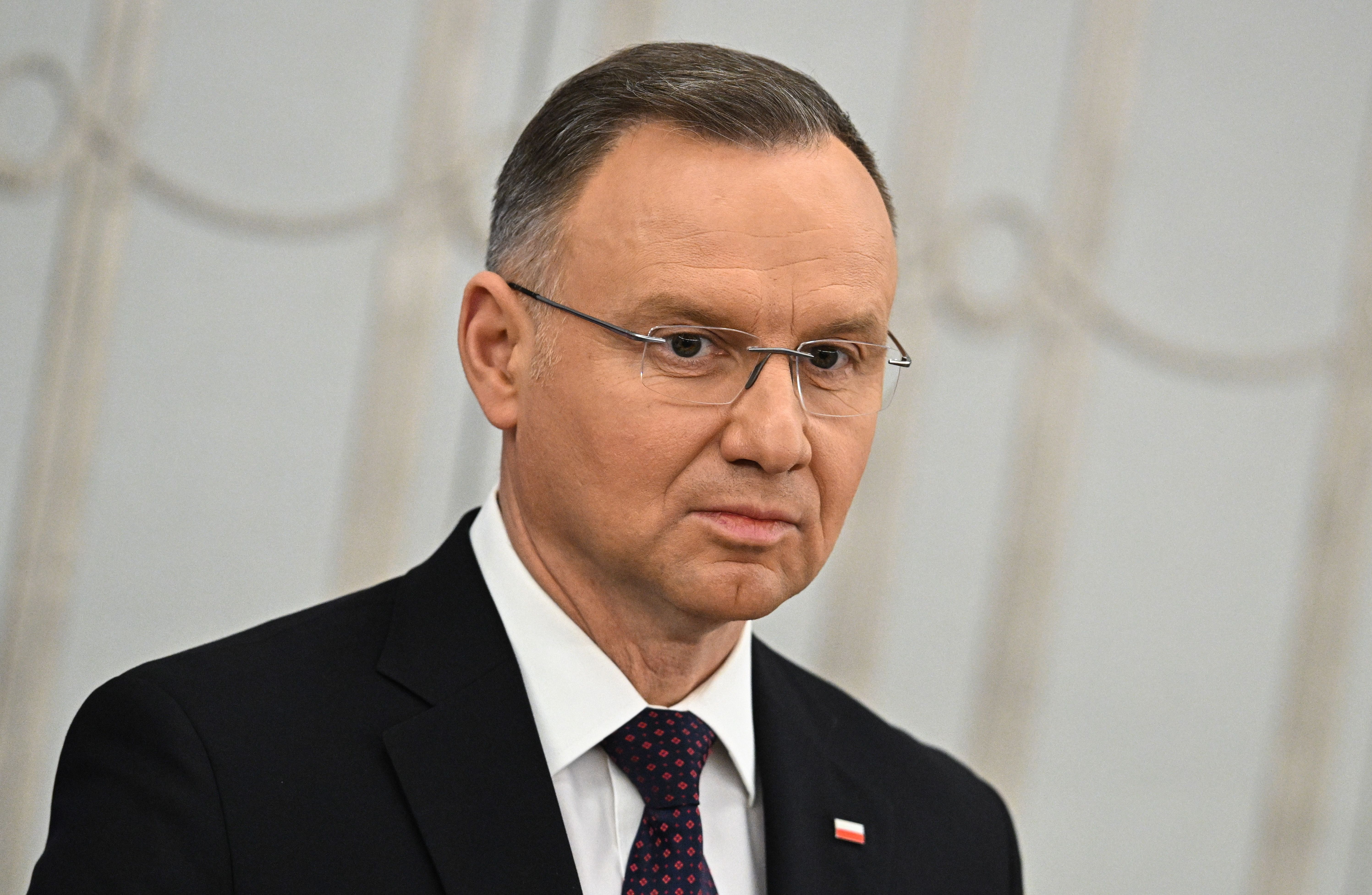 Polen: Duda will Veto einlegen, Staatskrise droht, Streit um Staatsmedien