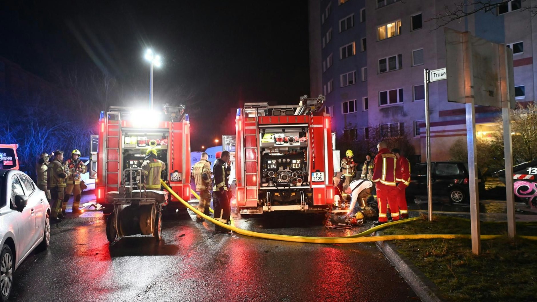 Am Morgen des 1. Weihnachtsfeiertages brannte in Marzahn eine Wohnung aus.