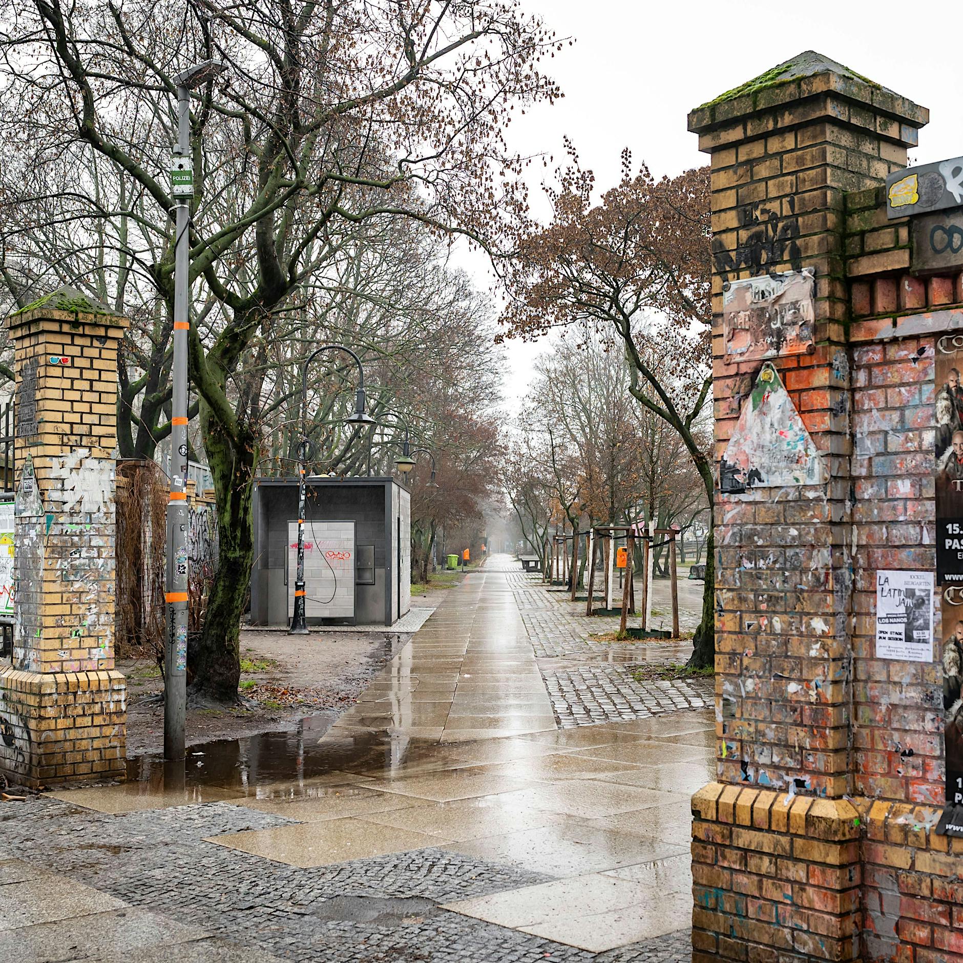 Görlitzer Park in Berlin: Baubeginn des Zauns verschoben, Park bleibt nachts geschlossen