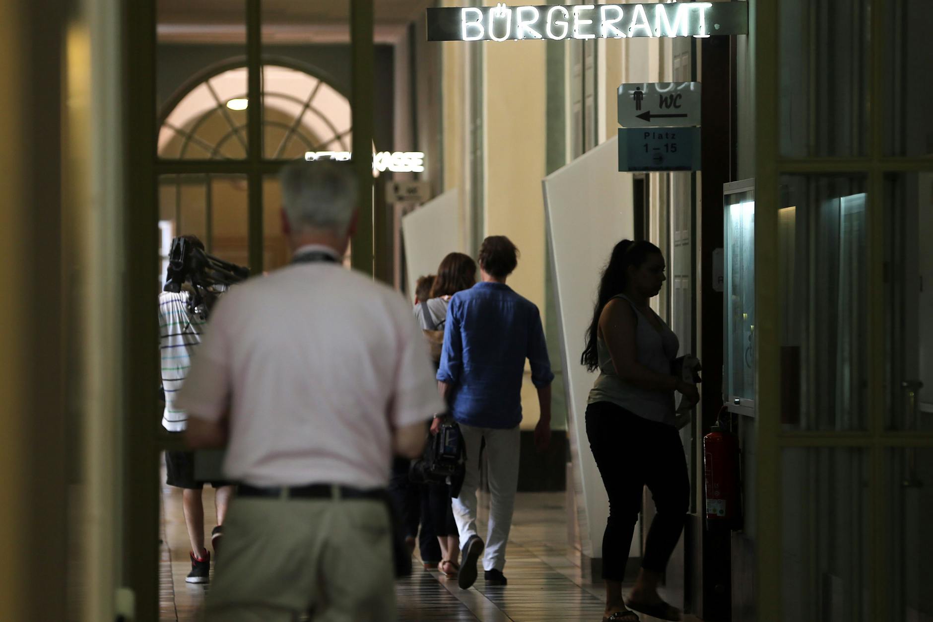 Einen Termin beim Bürgeramt zu ergattern, braucht es weiter viele Geduld. Kurzfristig geht gar nichts, trotz aller Versprechungen der Politik. (Symbolbild)