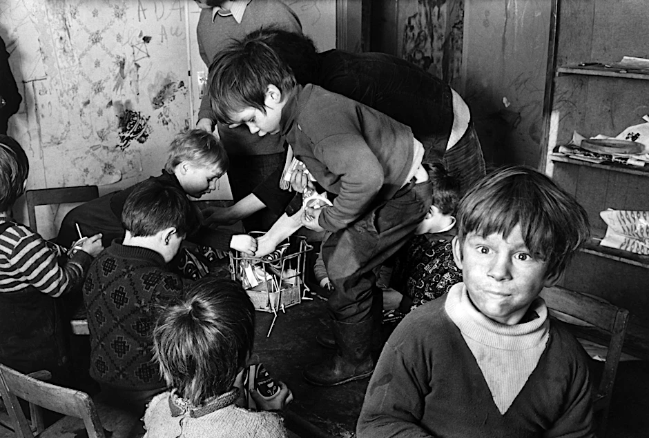 1971: Kinder spielen im antiautoritären Kinderladen in Bochum.