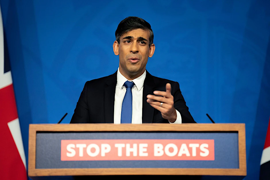ARCHIV - Rishi Sunak kann die Abwärtsspirale nicht stoppen.  