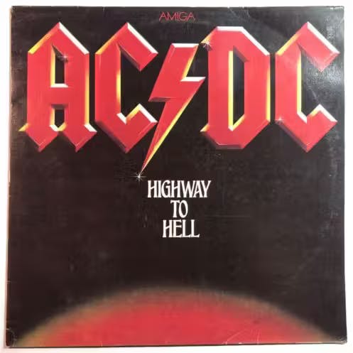 Das Cover der DDR-Ausgabe von „Highway to Hell“ (1981): Der Bandname ist das englische Kürzel für Wechselstrom/Gleichstrom. 