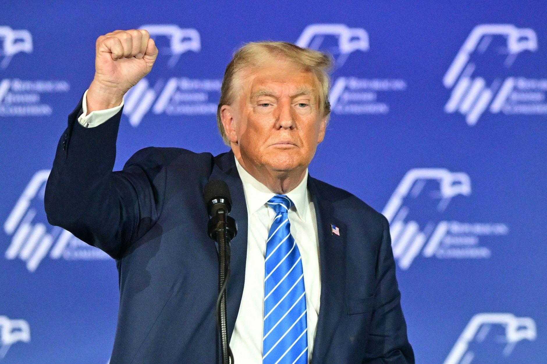 Der ehemalige US-Präsident Donald Trump hat schon „viele gute Geschichten gehört“. Ob sie belegbar sind, spielt bei ihm nicht immer eine Rolle.