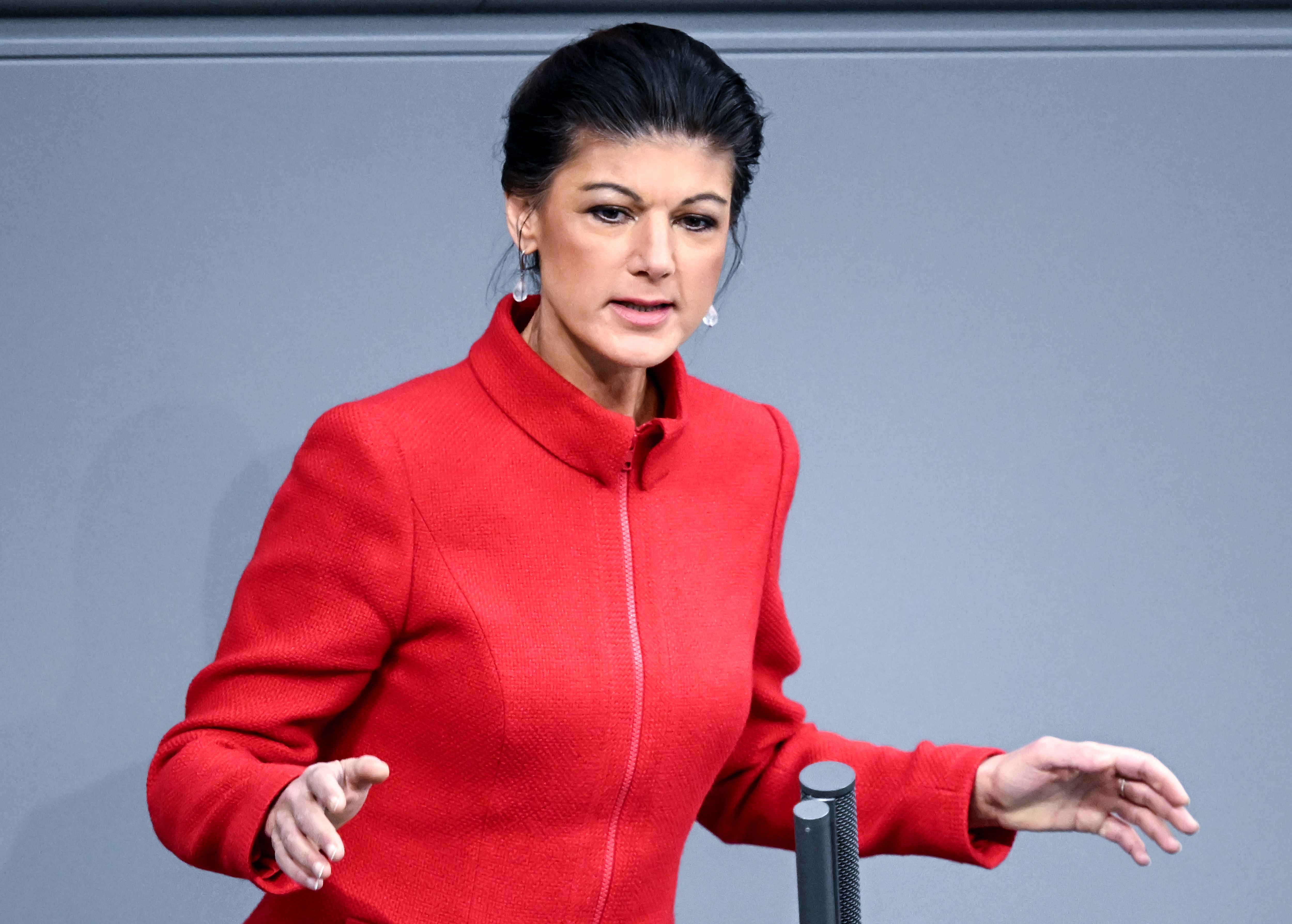 Sahra Wagenknecht: Kanzler soll sich bei Bauern entschuldigen