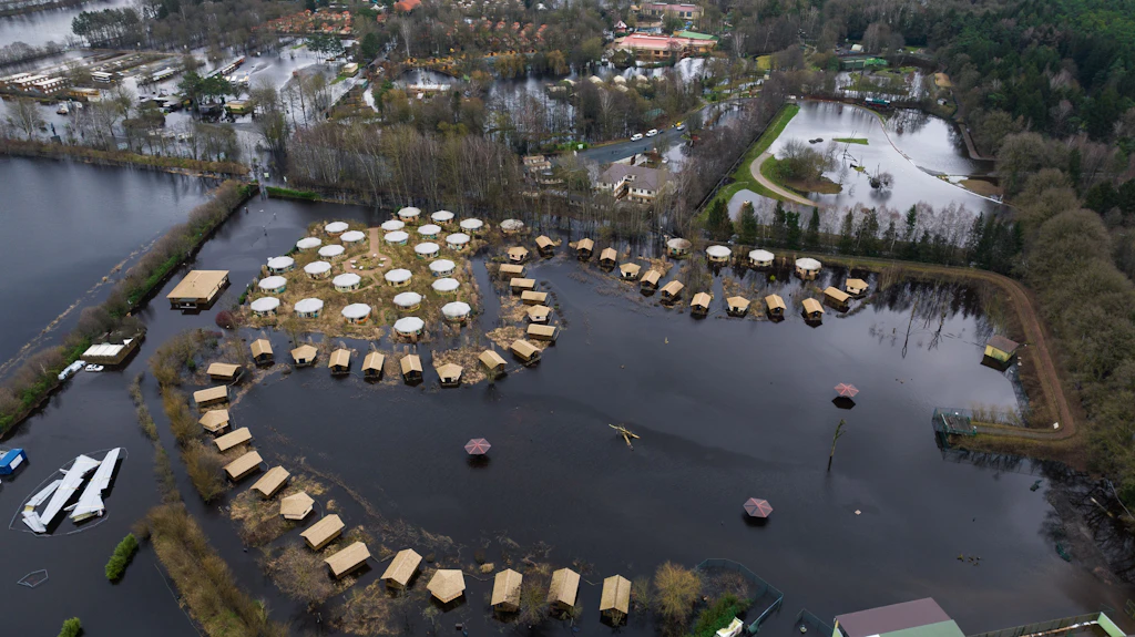 Hochwasser: „Riesige Wassermassen“ in Niedersachsen, Lage auch im Osten angespannt