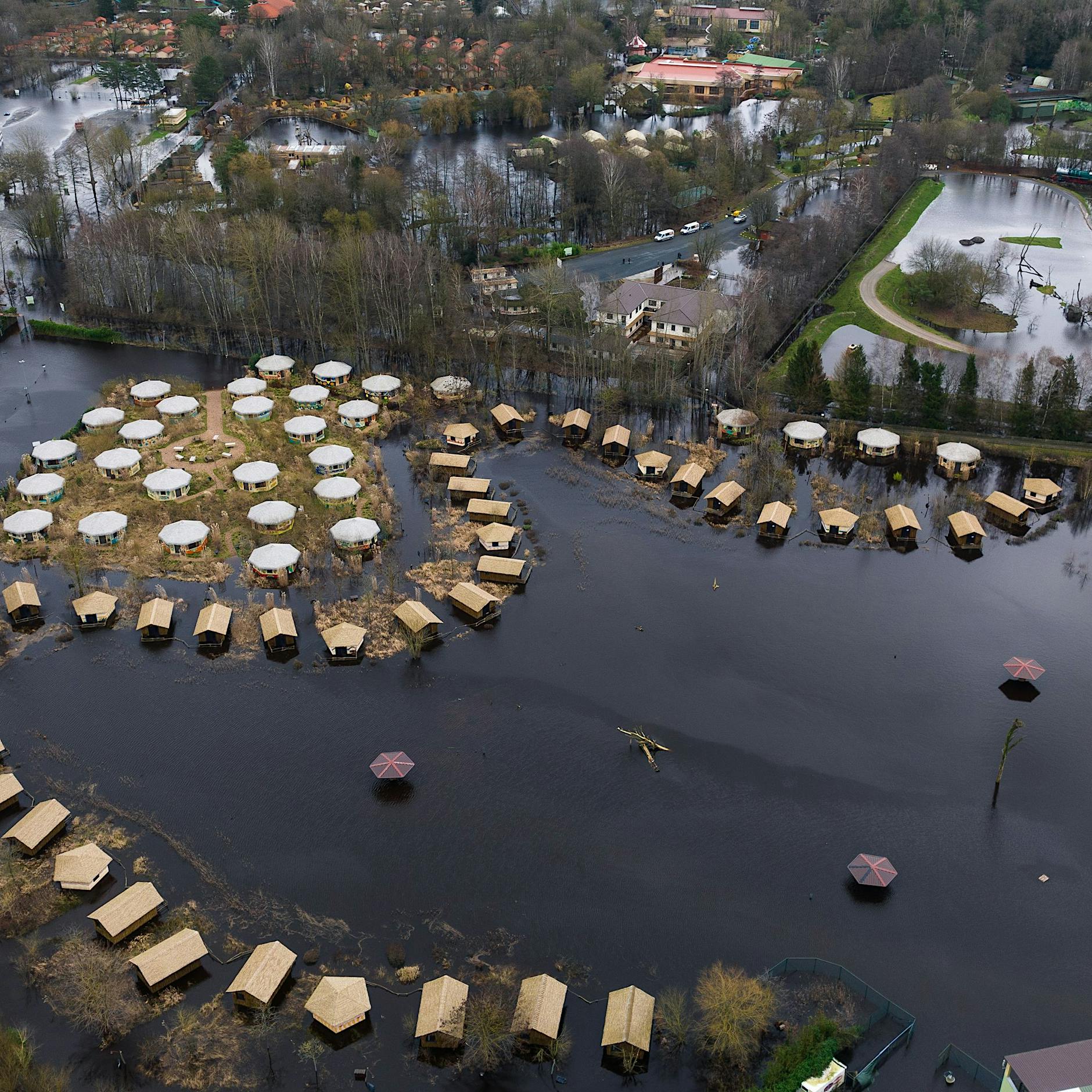 Hochwasser: „Riesige Wassermassen“ in Niedersachsen, Lage auch im Osten angespannt