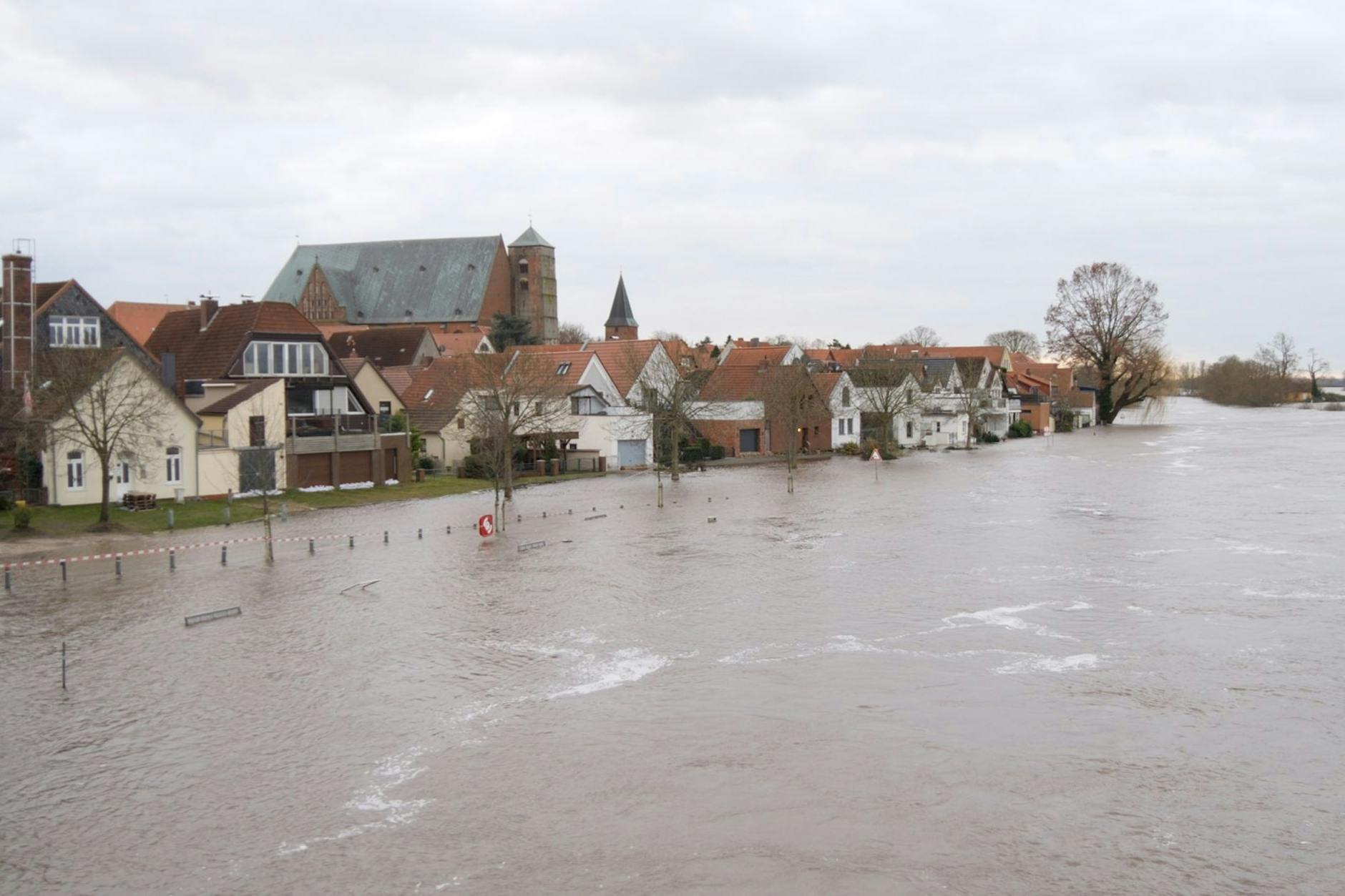 Auch die Stadt Verden an der Aller ist vom Hochwasser betroffen. 