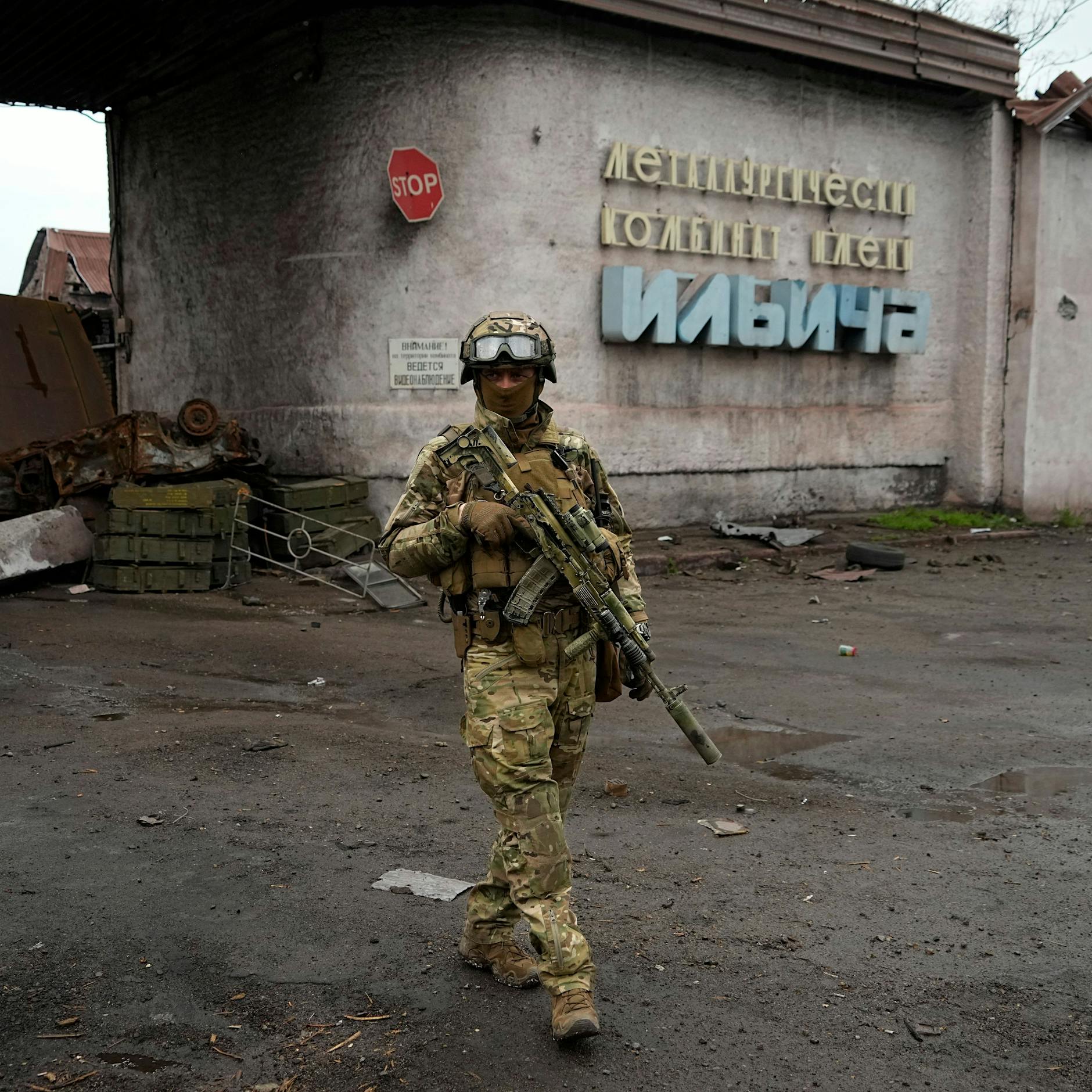 Putin lässt Mörder zum Kämpfen frei