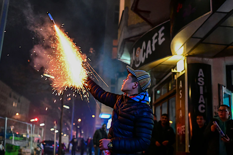 Silvesternacht 2023: In Neukölln kam es auch zu massiven Angriffen auf die Polizei.
