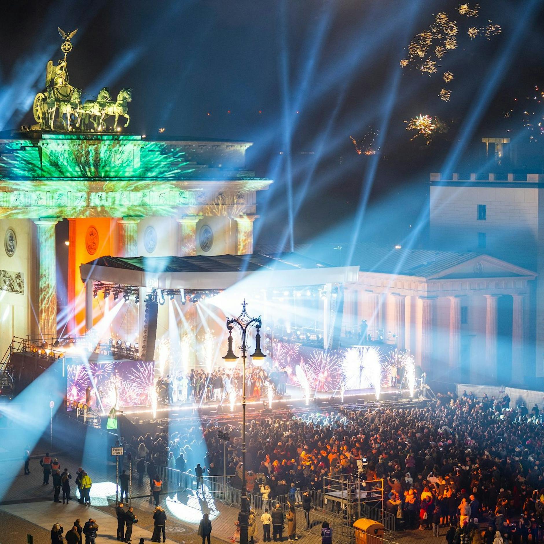 Sperrungen in ganz Berlin! So wird der Verkehr am Silvester-Wochenende