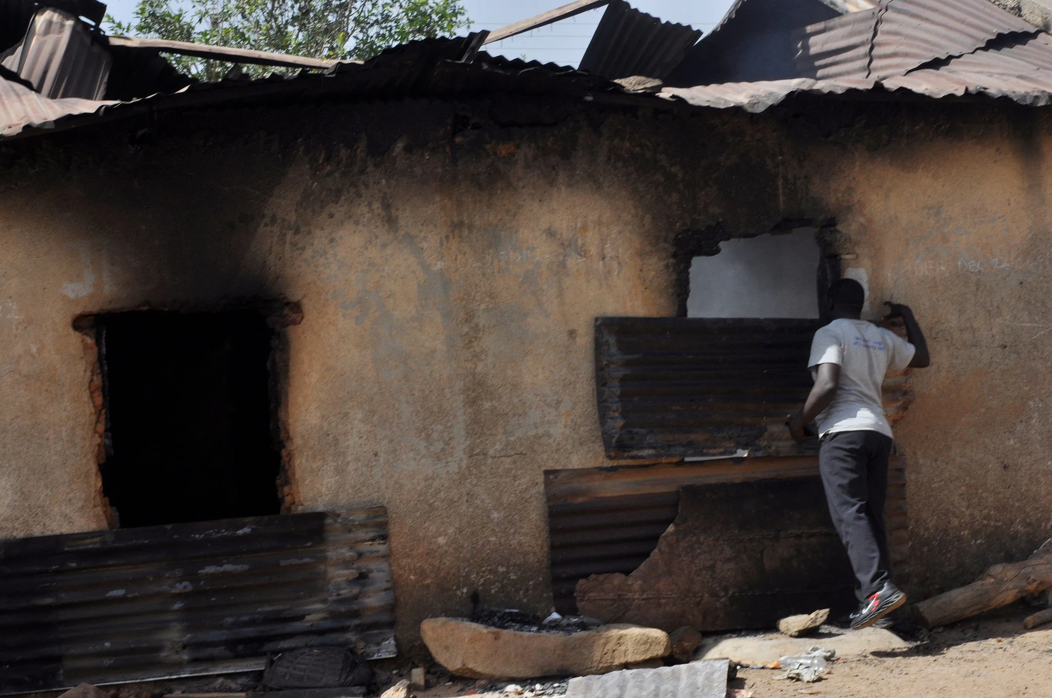 In Nigeria haben Bewaffnete an Heiligabend bei Überfällen auf christliche Dörfer Menschen getötet und verletzt.  