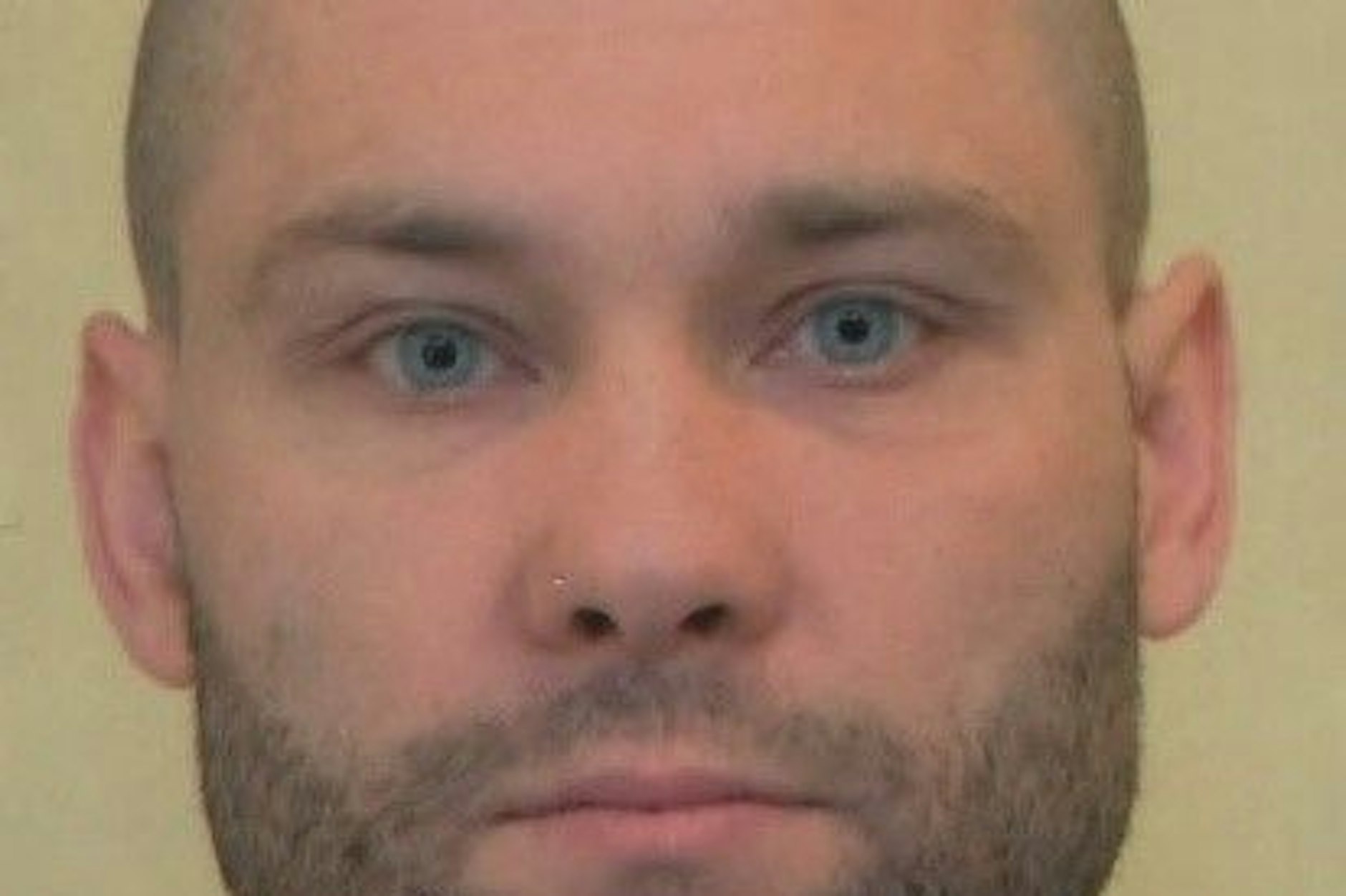 Christian Miguel Feix ist gefährlich. Er floh aus dem Maßregelvollzug in Berlin-Wittenau. 