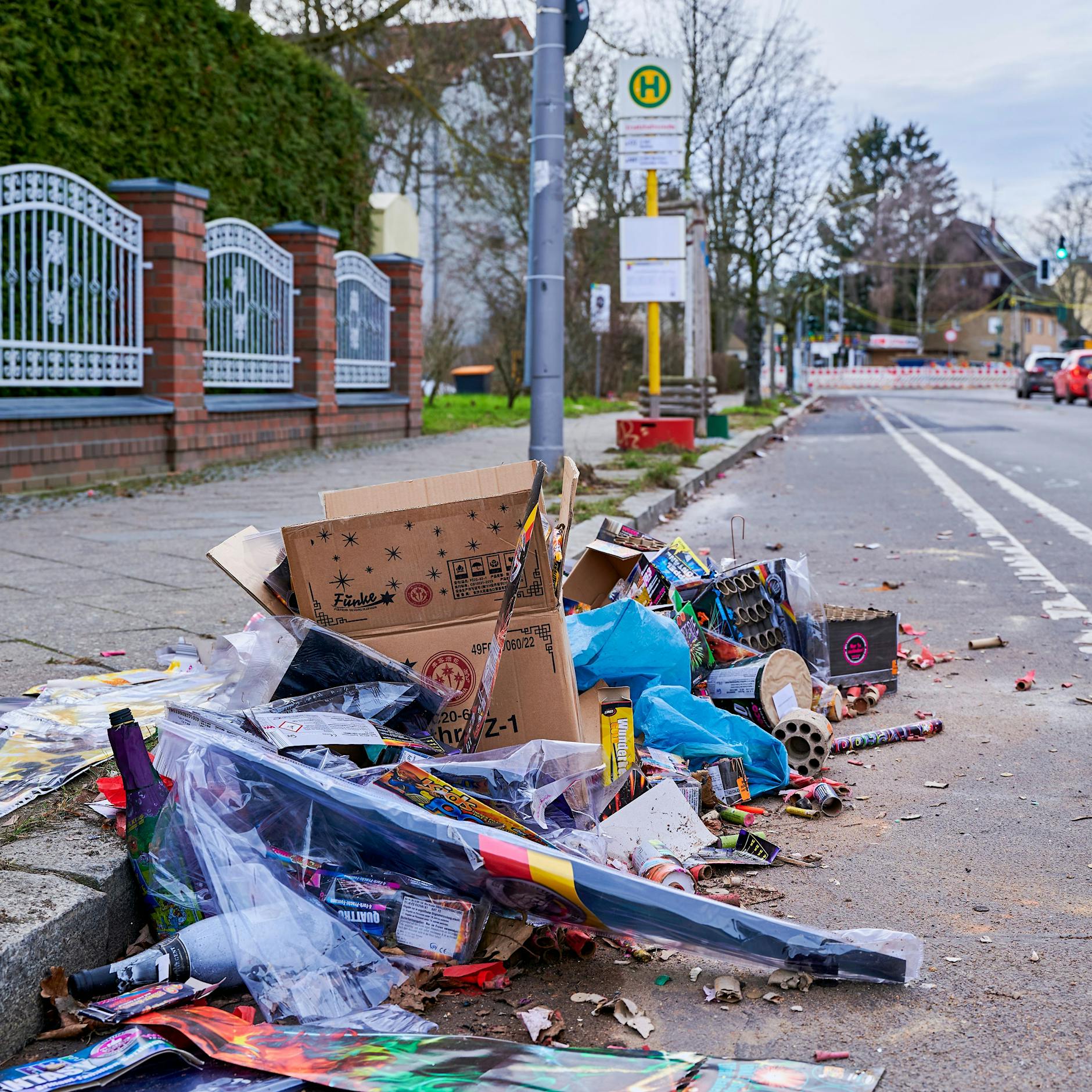 520 Kubikmeter! SO viel Abfall muss die BSR Neujahr wegschaffen
