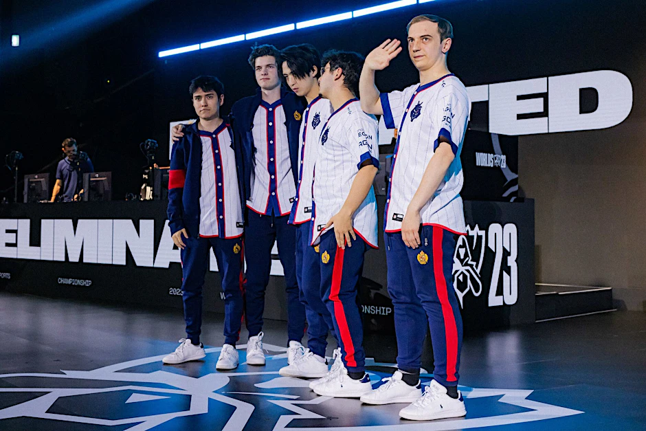 HANDOUT - Voller Emotionen verabschiedete sich G2 nach der Niederlage gegen Bilibili von der LoL-WM.  