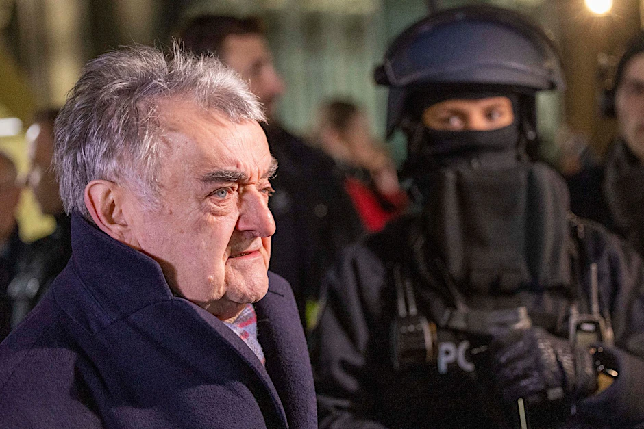 NRW-Innenminister Herbert Reul in Köln: «Ich sage: Feiert! Benehmt euch! Passt auf - und genießt den Übergang ins neue Jahr!»  