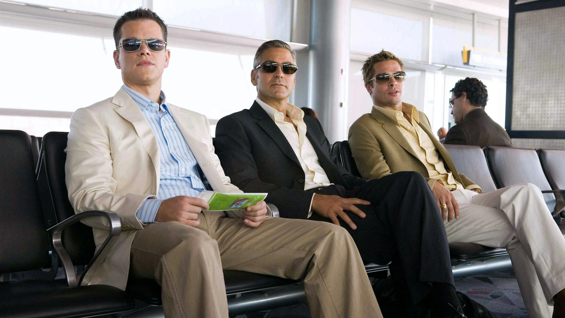 Matt Damon, George Clooney & Brad Pitt in einer Szene des Filmy „Ocean's 13“.