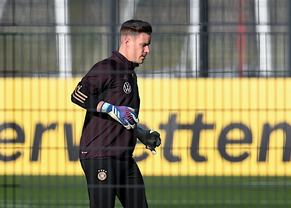 ARCHIV - DFB-Torwart Marc-André ter Stegen ist am Rücken operiert worden.  