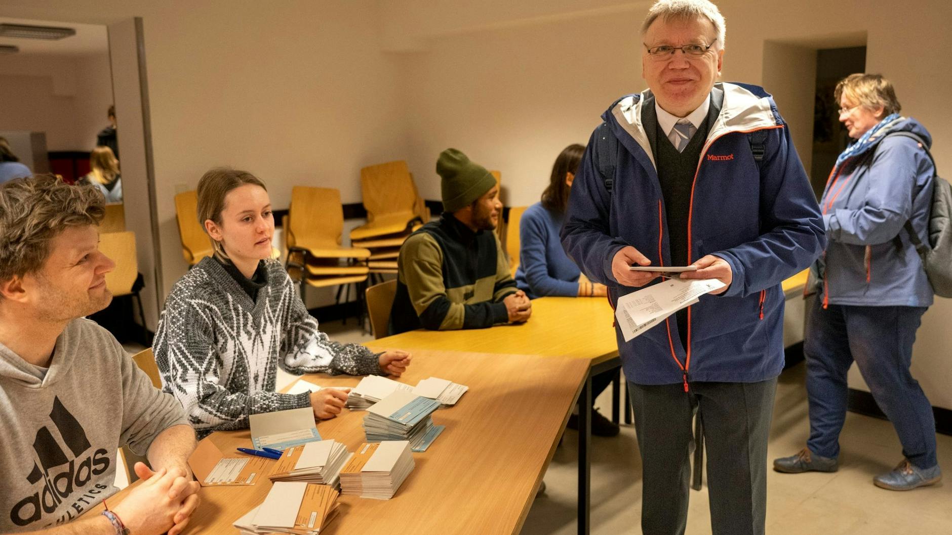 Stephan Bröchler ruft alle Wahlberechtigten auf, an der Wiederholungswahl teilzunehmen.