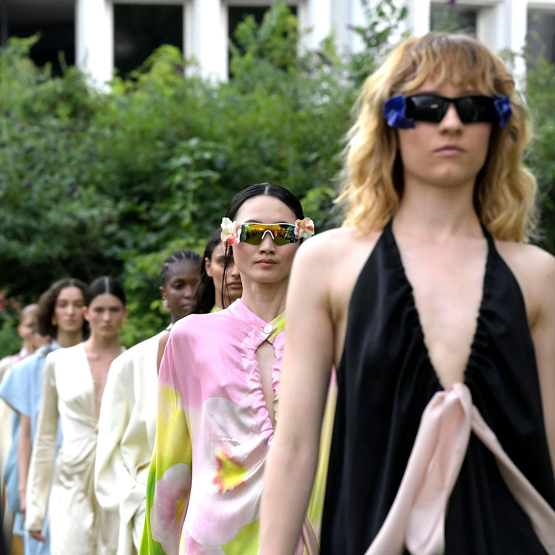 Trends des Jahres: Nackt und bekifft –was 2024 auch in Berlin angesagt sein könnte