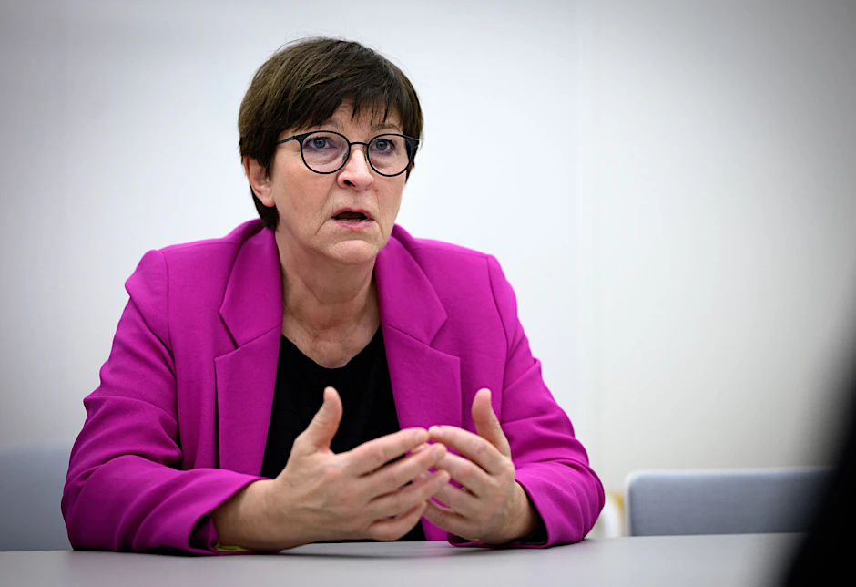 &nbsp;SPD-Chefin Saskia Esken hatte ein Verbotsverfahren gegen die AfD bereits im August ins Spiel gebracht.