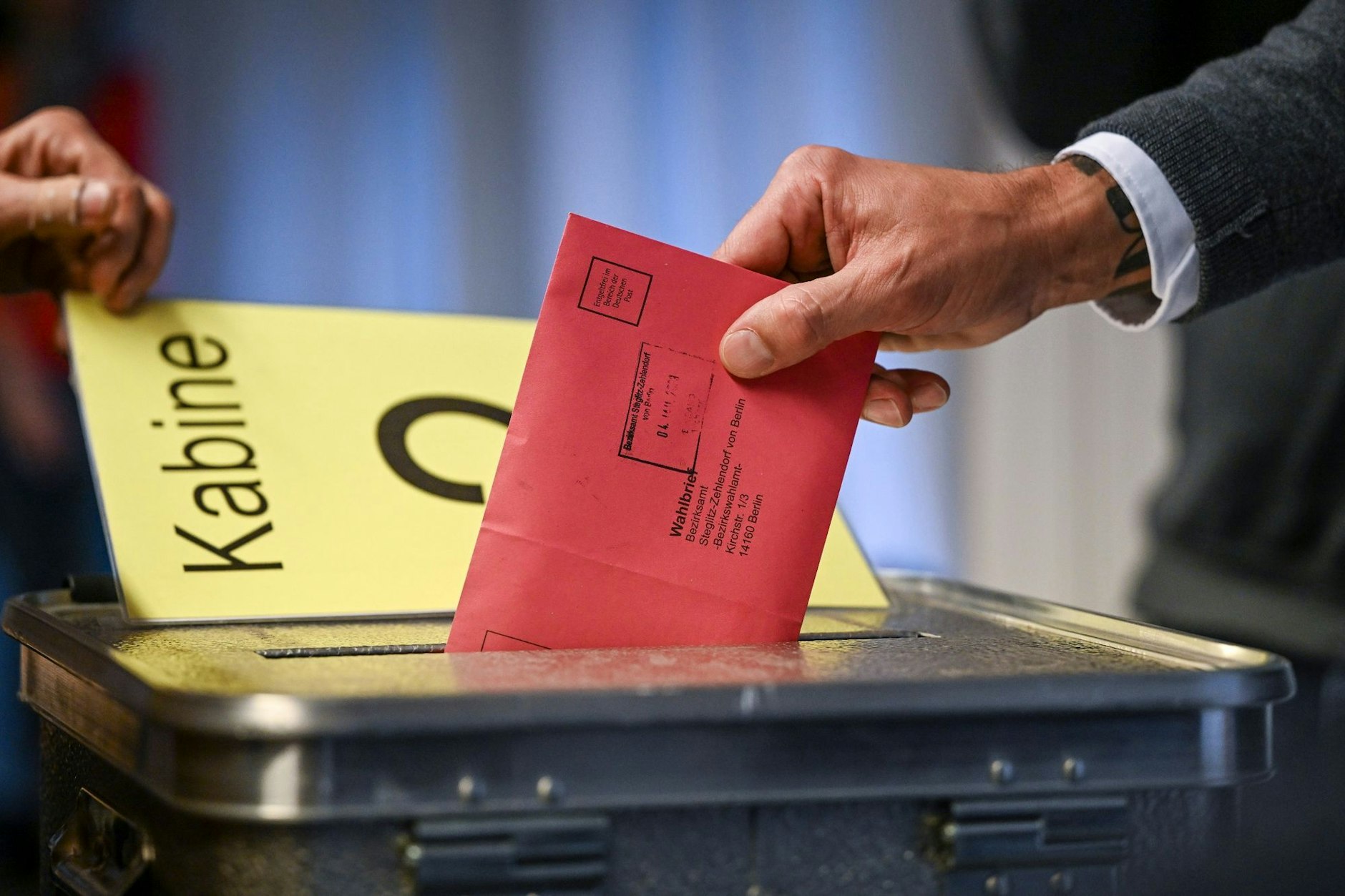 Die Bundestagswahl von 2021 muss in einigen Berliner Wahlbezirken wiederholt werden.