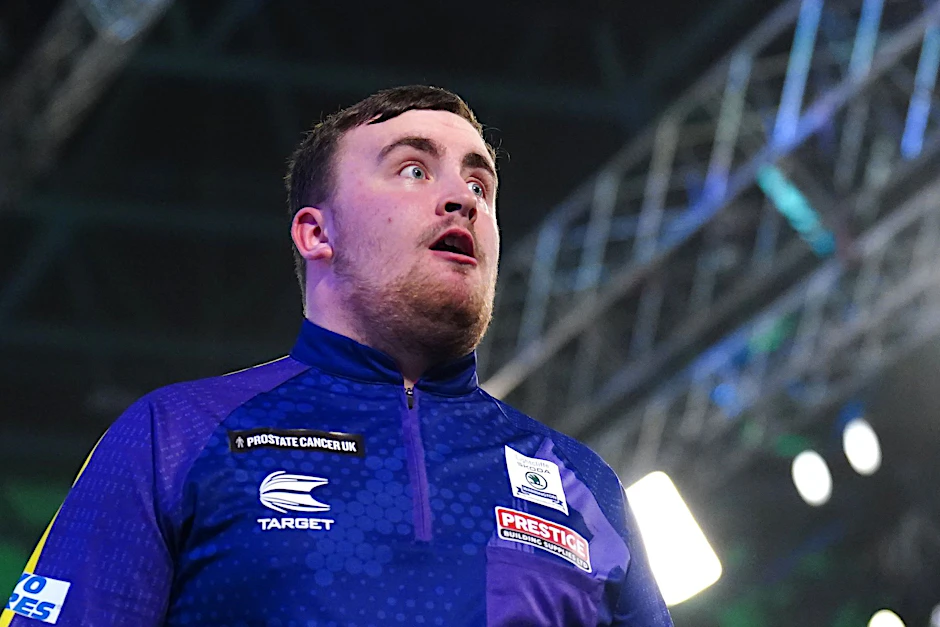 Luke Littler gilt als Top-Kandidat für den WM-Sieg.  