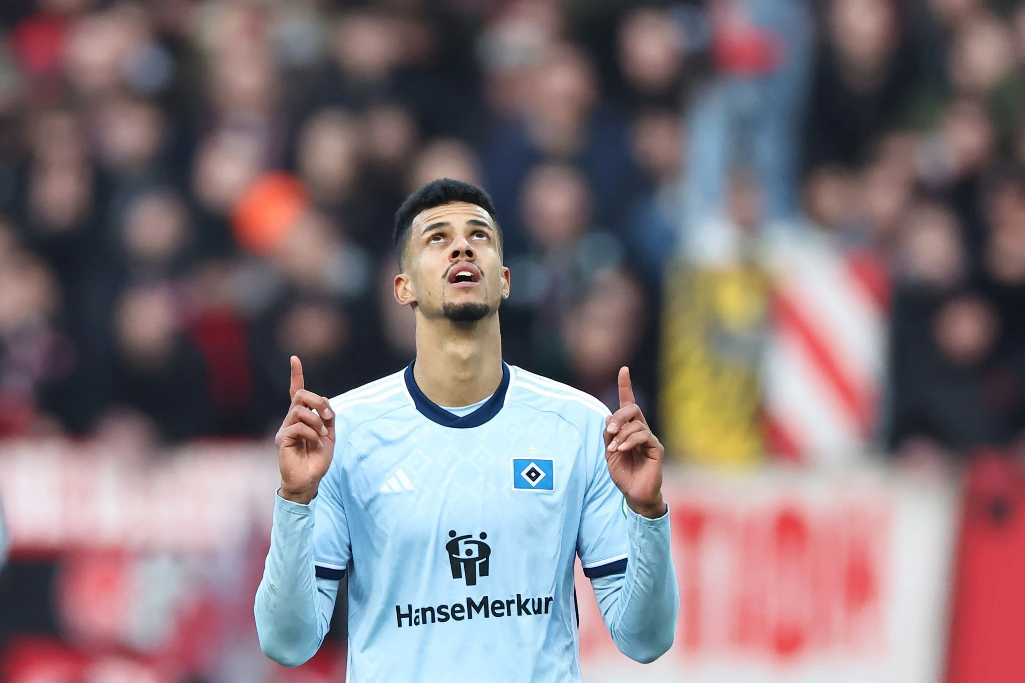 Robert Glatzel traf spät für den HSV.  