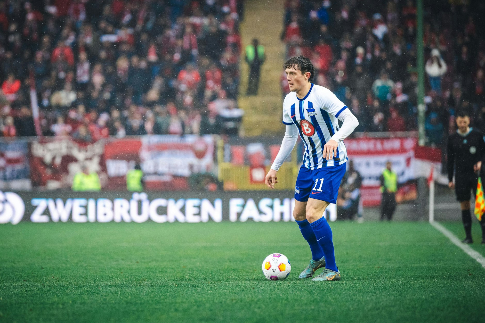 Herthas Publikumsliebling Fabian Reese verpasste am Mittwoch den Trainingsauftakt. Vor Weihnachten hatte er sich einen Infekt eingefangen.