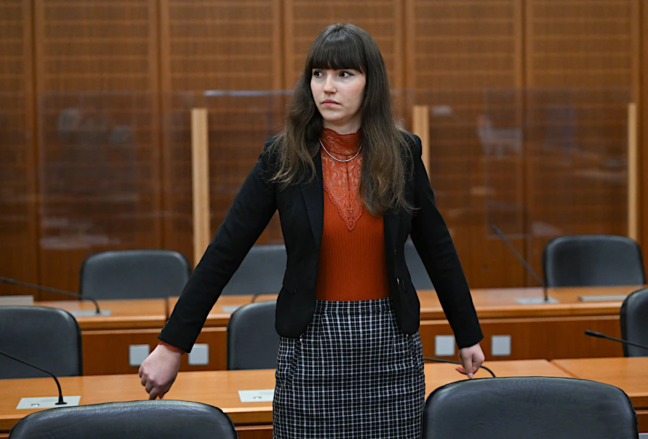 Klimakleberin Carla Hinrichs bekam schon mal zwei Monate auf Bewährung.