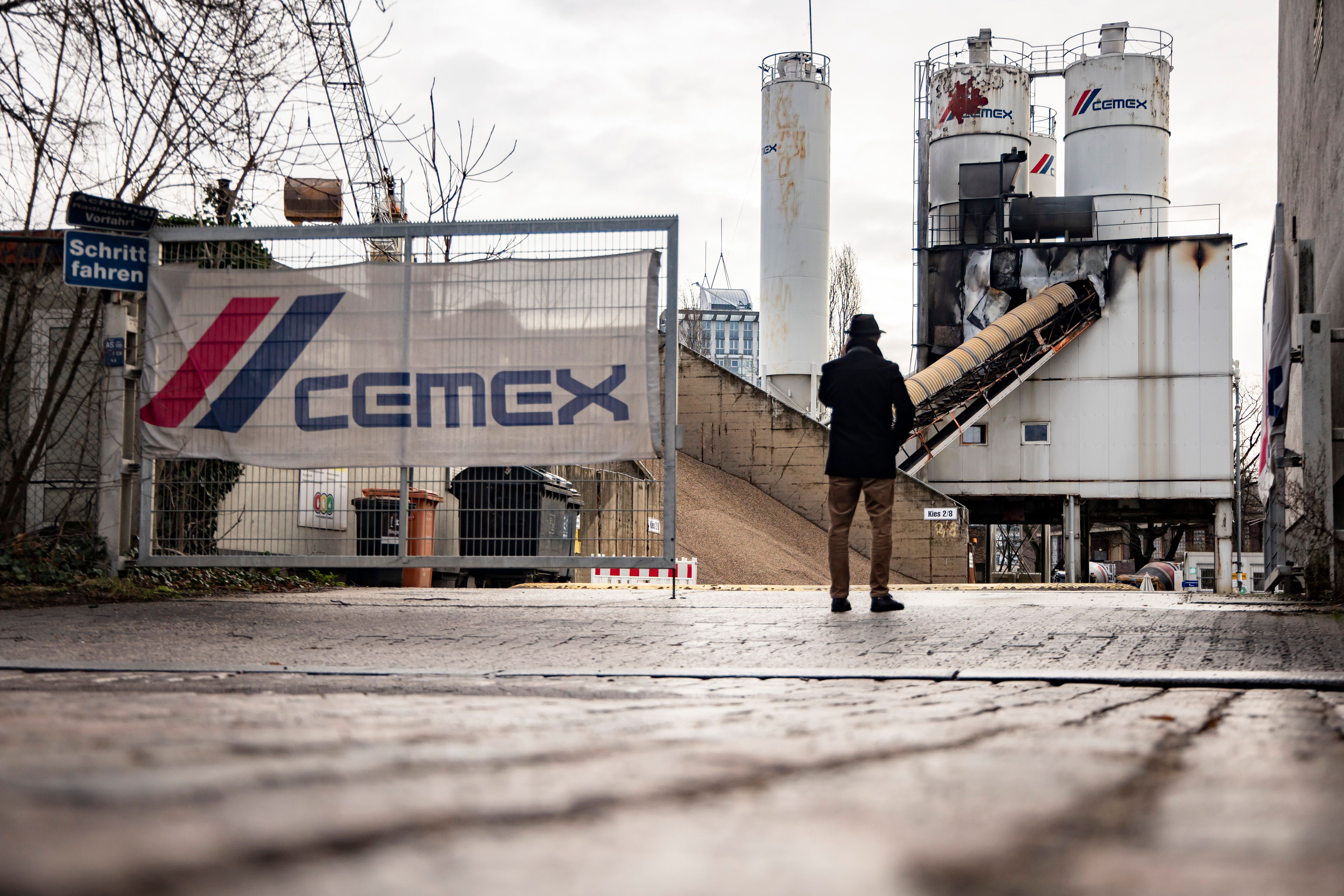 Brandanschlag bei Cemex in Kreuzberg: Wie Linksextremisten in Berlin Arbeitsplätze vernichteten