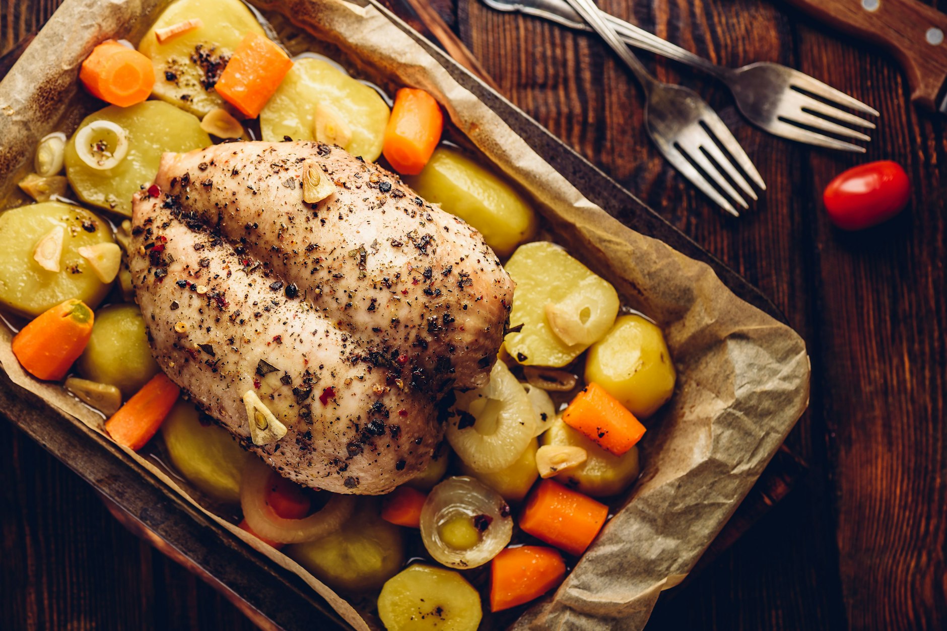 Das Rezept für Hähnchen-Pfanne mit Gemüse ist variabel, nehmen Sie Gemüse, das Ihnen schmeckt.