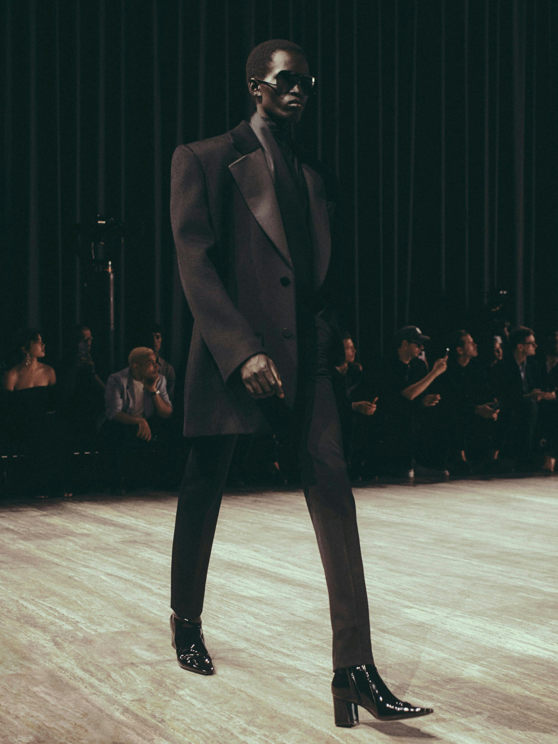 Bei Saint Laurent: High Heels für alle.