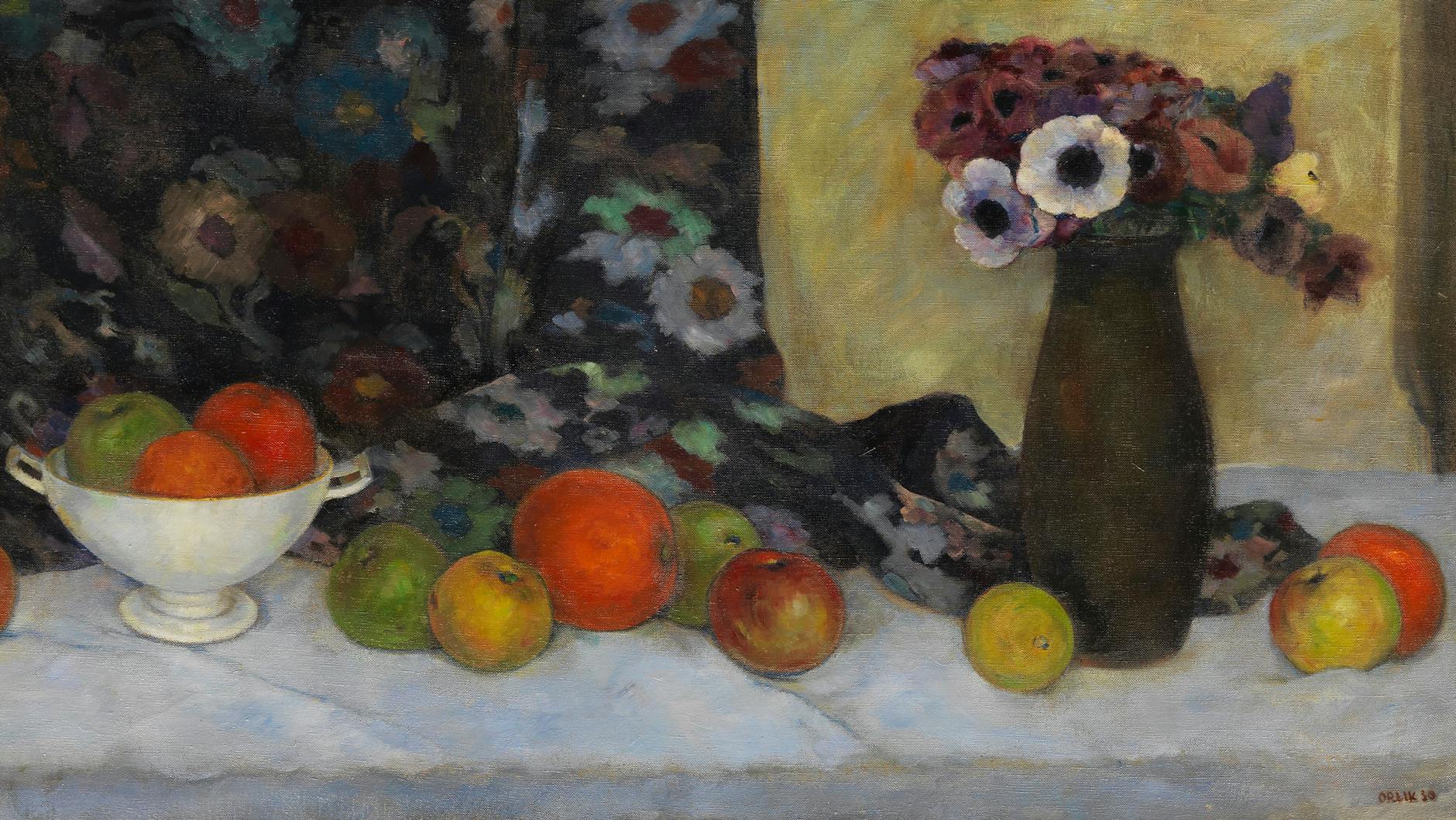 Emil Orlik: „Früchtestillleben mit geblümtem Stoff und Vase“, 1930