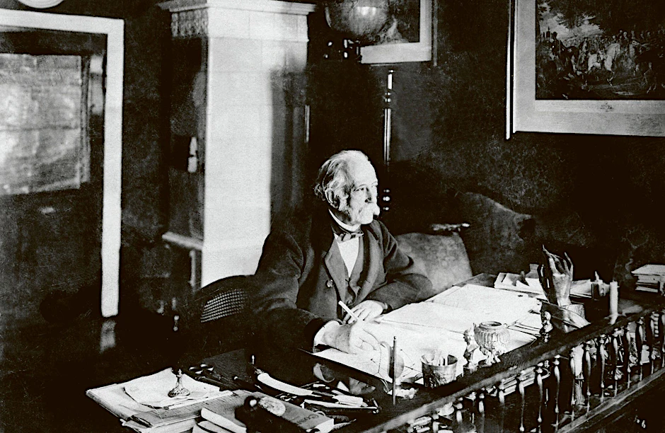 Theodor Fontane (1819-1898) am Schreibtisch