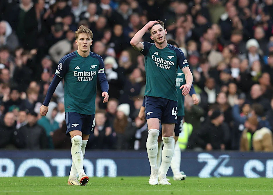 Der FC Arsenal verliert auch beim FC Fulham.  re/dpa