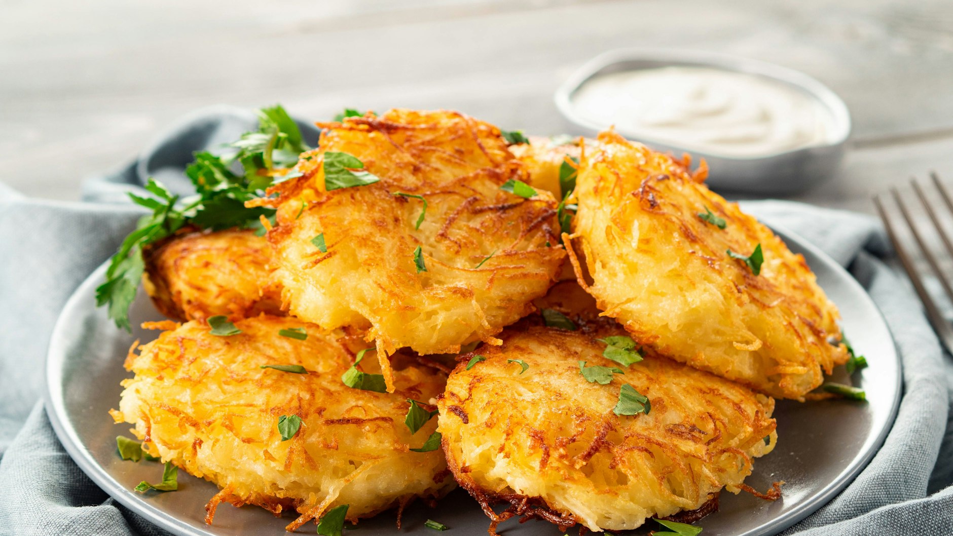 Das Rezept für Kartoffelpuffer ist auch bestens geeignet für alle, die es herzhaft mögen.