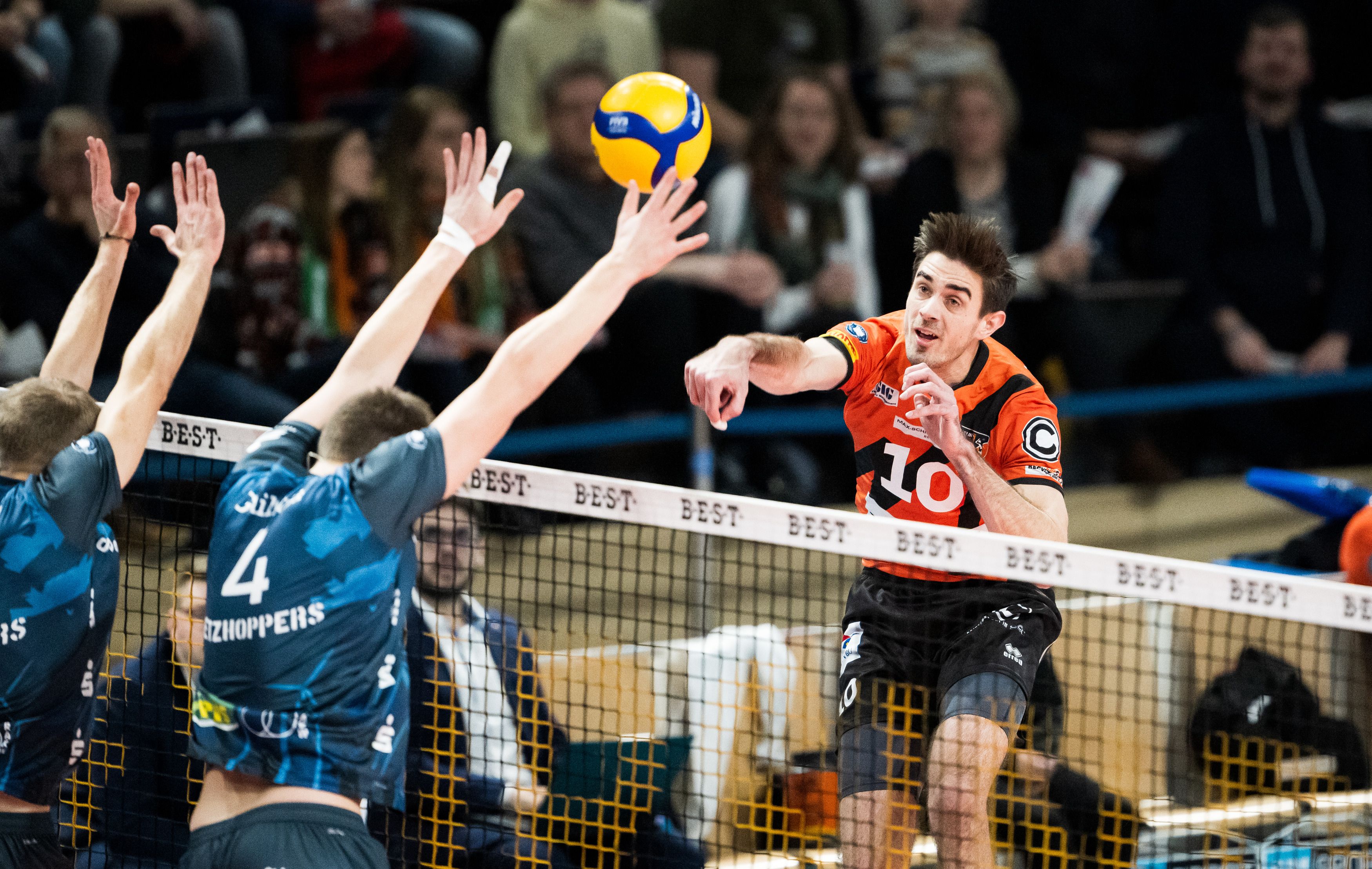 Berlin Volleys geben sich im Berlin-Brandenburg-Derby nur eine kleine Blöße