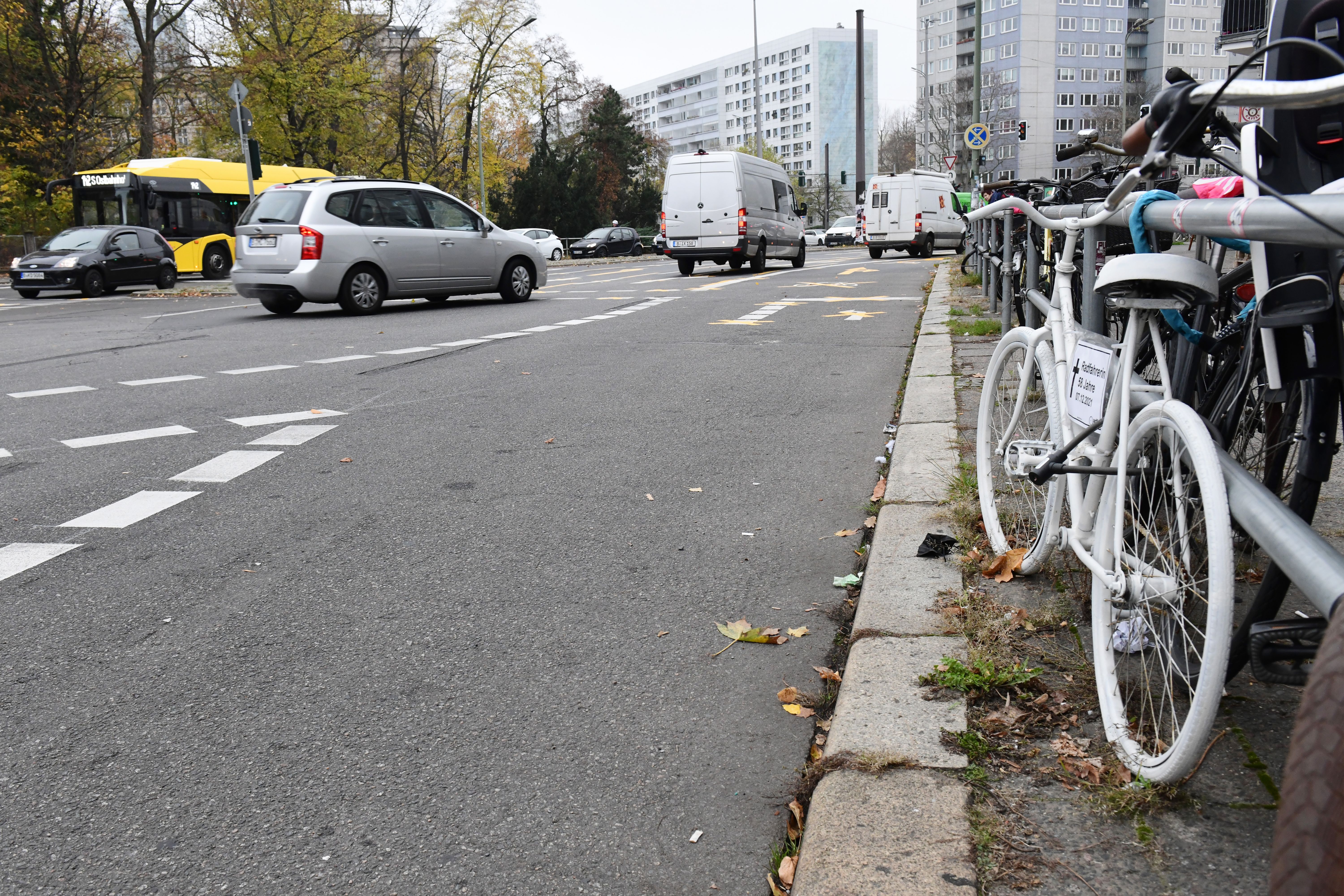 Achtung, Autofahrer: Sperrung in Friedrichshain nach Wasserrohrbruch!